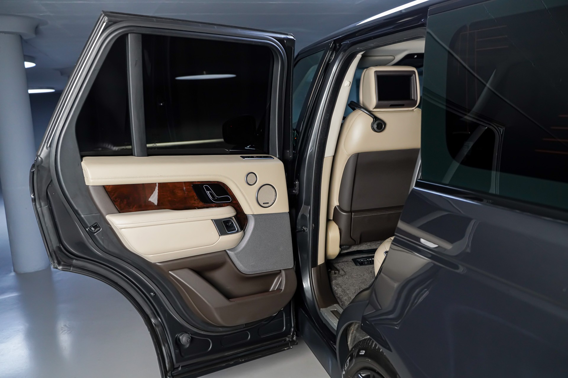 LAND ROVER Range Rover 3.0 SDV6 Vogue Automatic-image-13