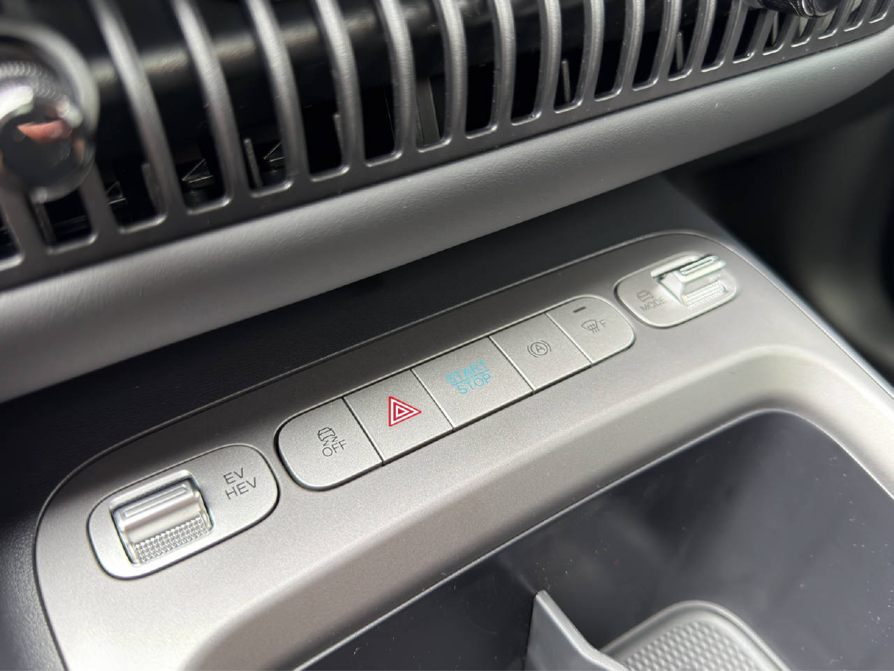 BYD Dolphin G DM-i Comfort-image-14