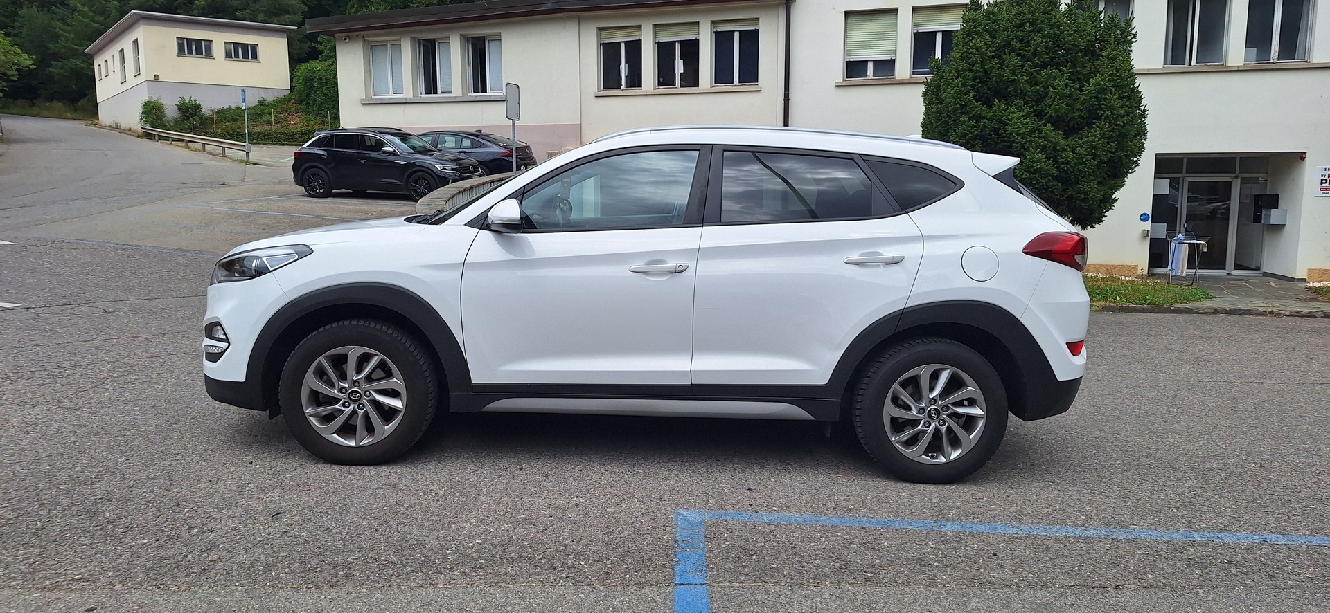 HYUNDAI Tucson 2.0 CRDI Vertex 4WD Automatic-showroom-element-2