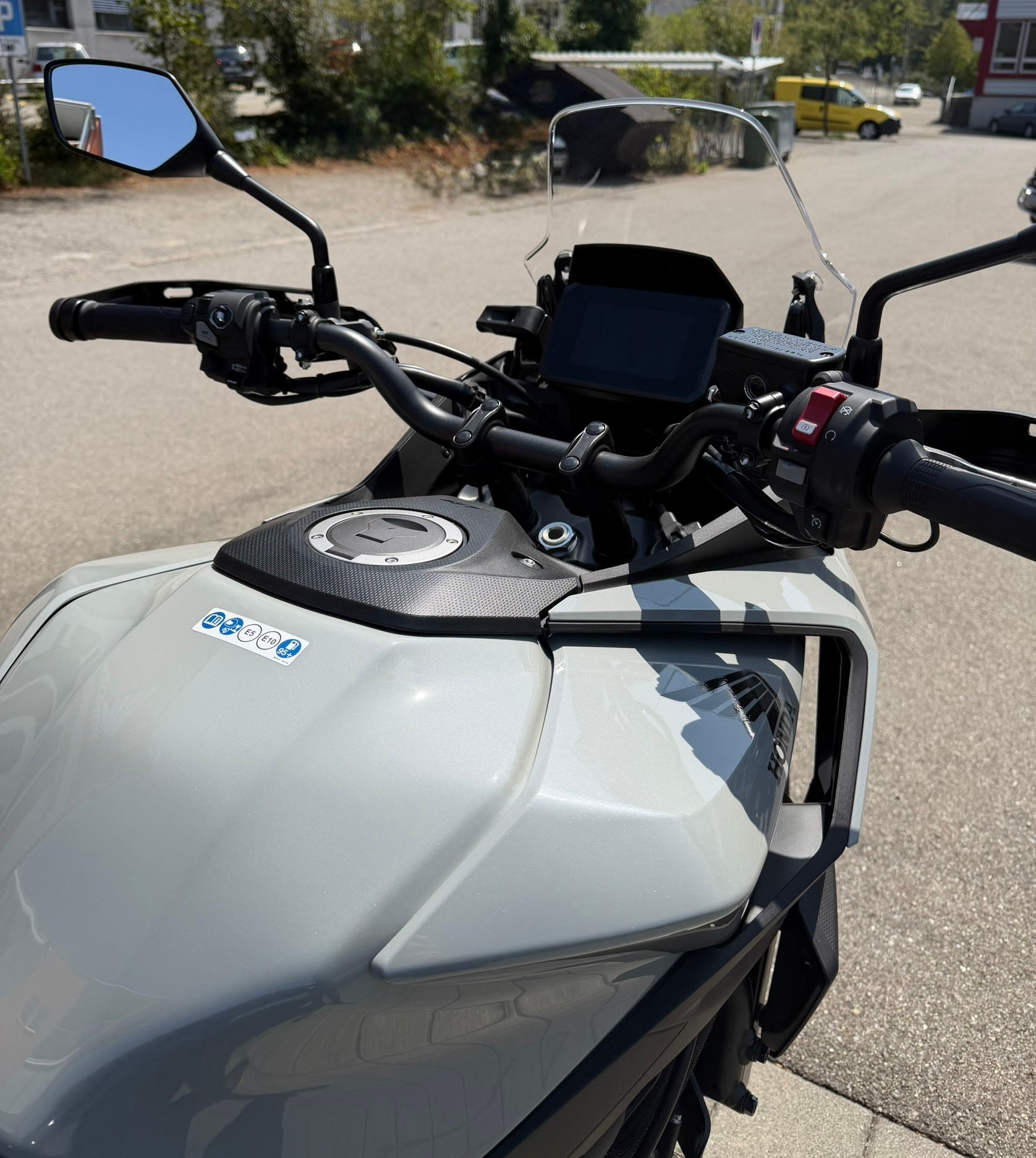 HONDA CB1000GT-image-5