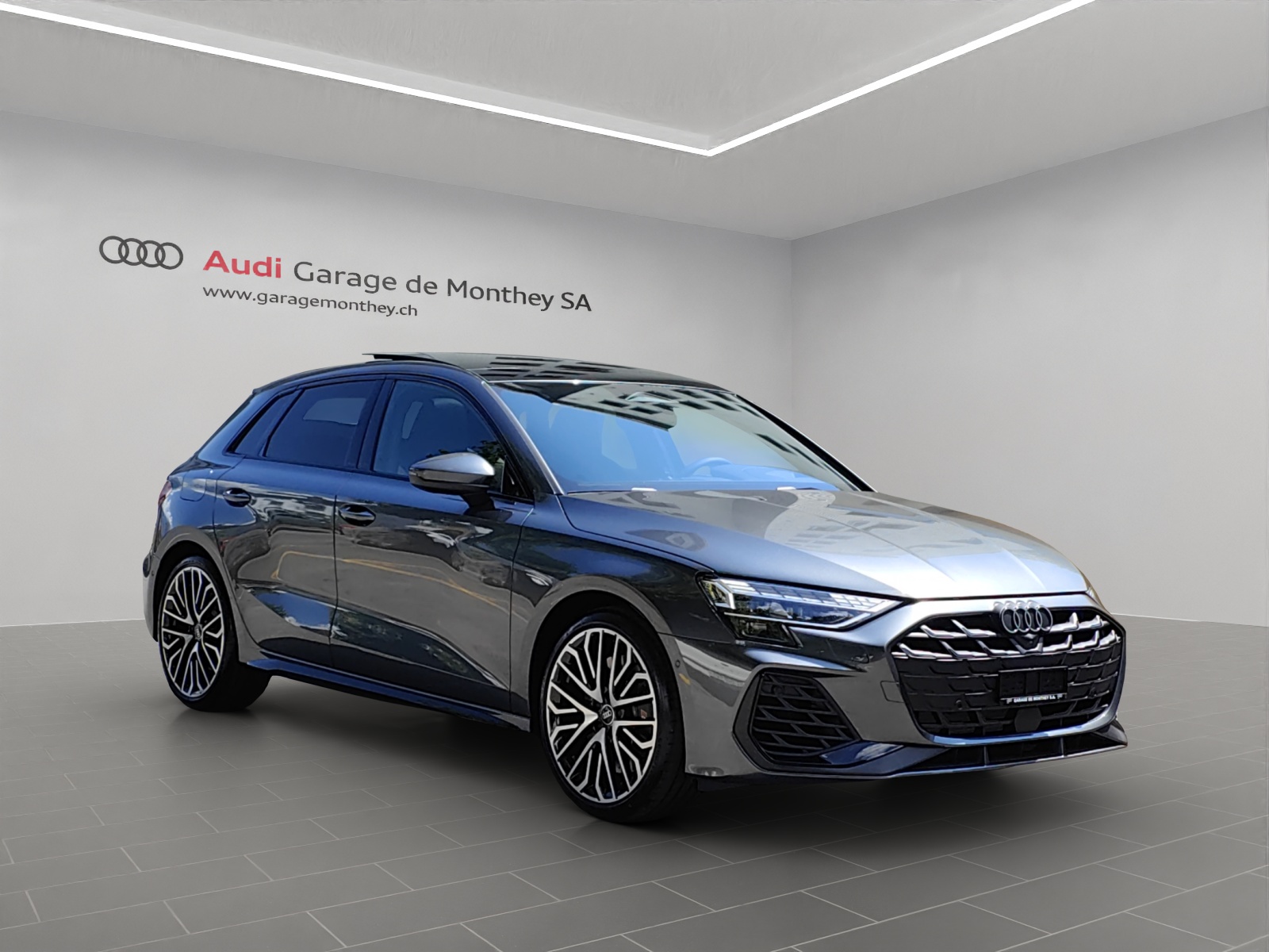 AUDI S3 Sportback TFSI quattro S-tronic-image-5