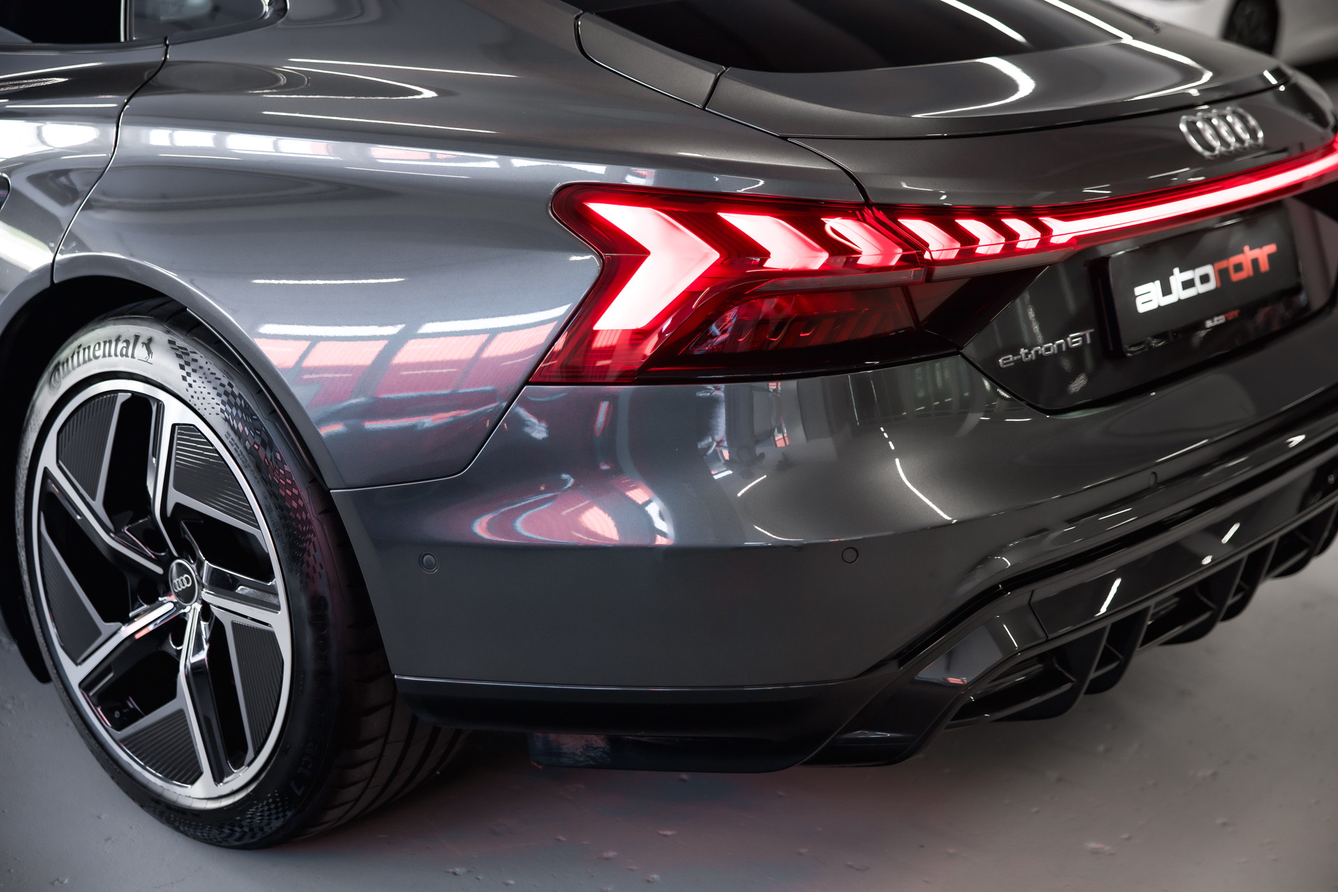 AUDI e-tron GT quattro-image-13