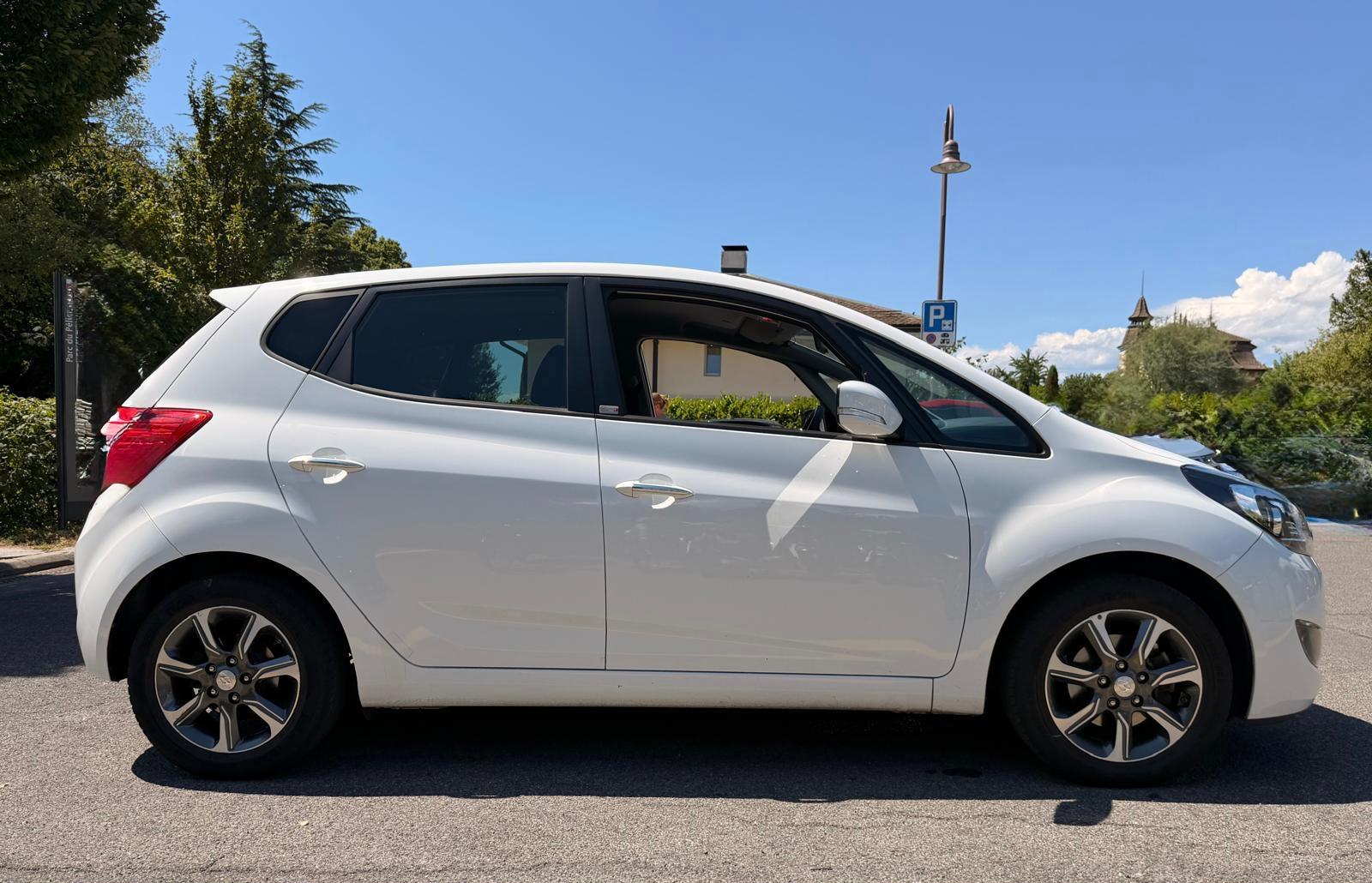 HYUNDAI iX20 1.6 Vertex Automatic-image-6