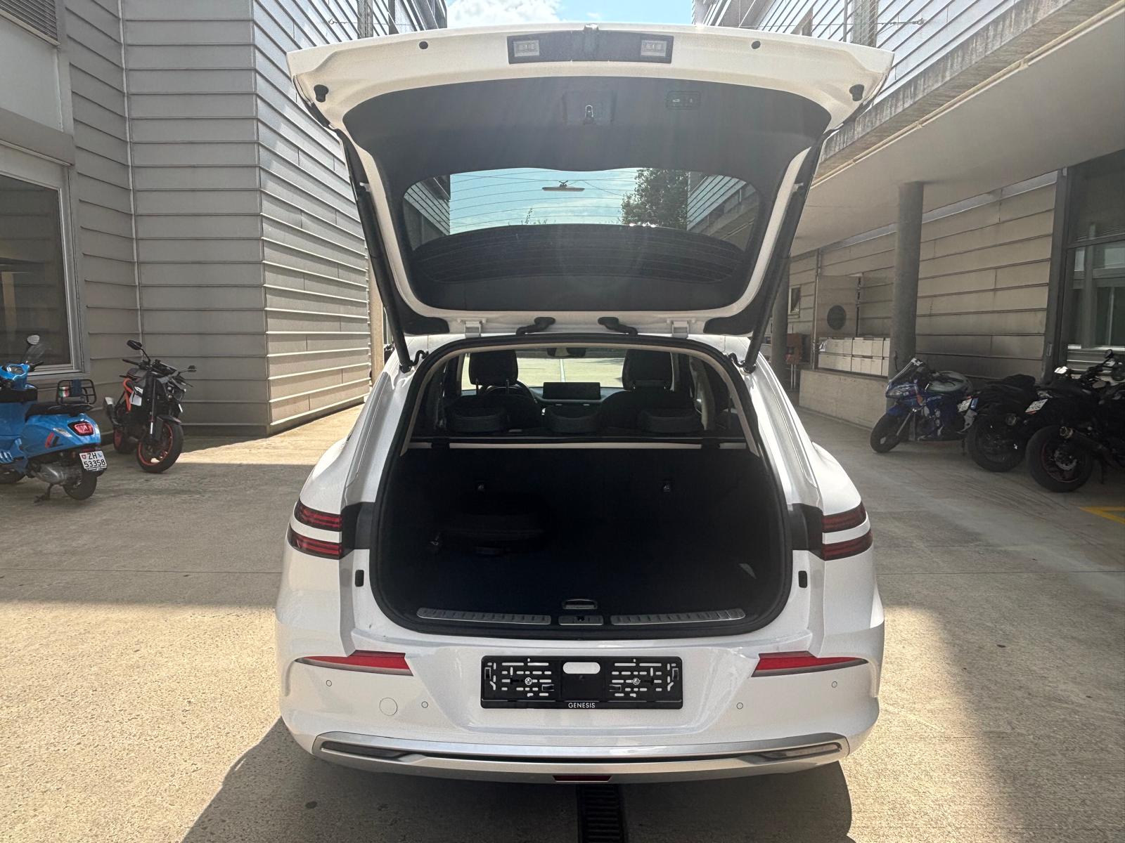 GENESIS GV70 Electrified Sport kWh 77,4 AWD-image-17