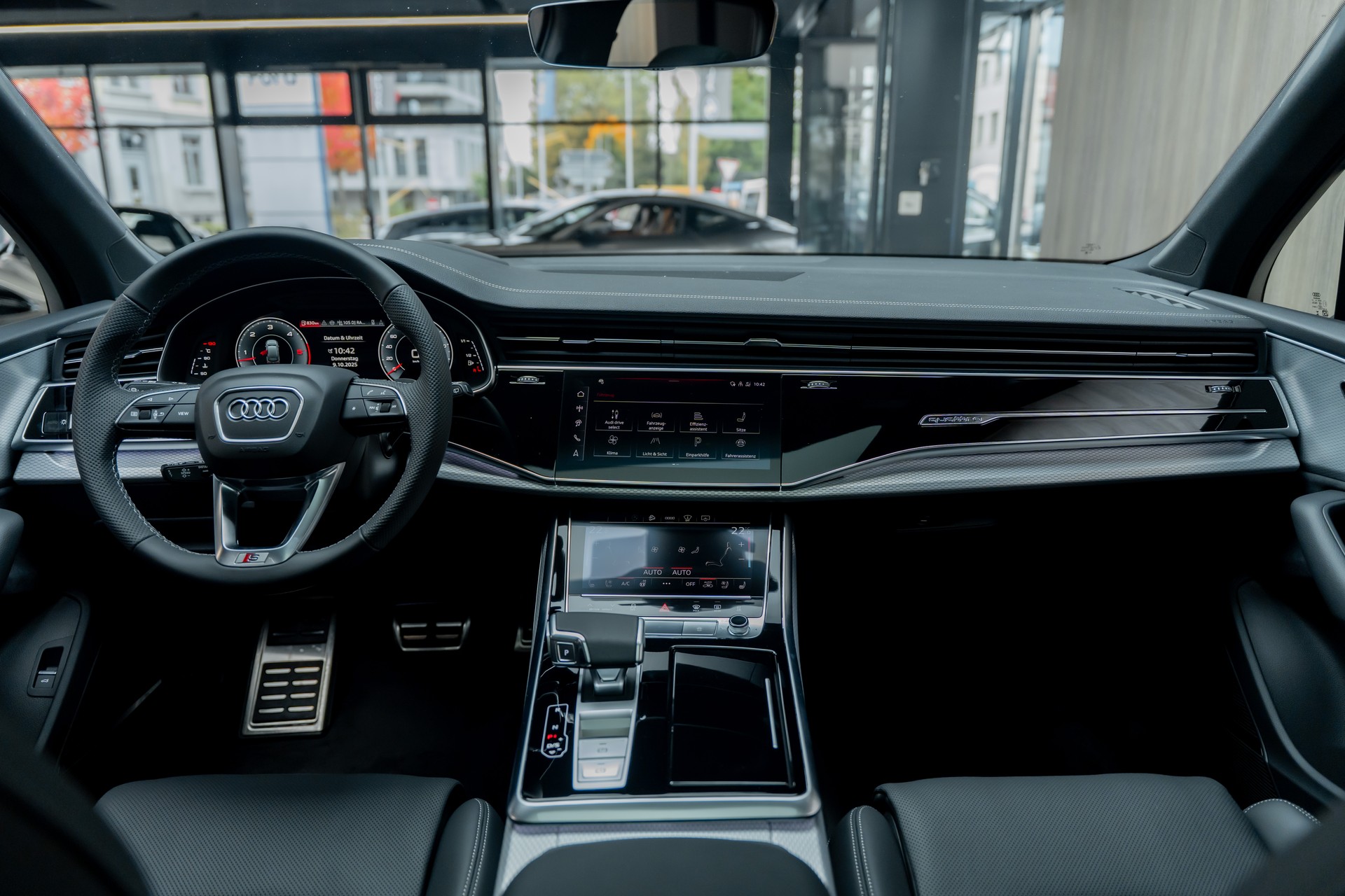 AUDI Q7 SUV TDI quattro 210 kW S Line tiptronic-showroom-element-2