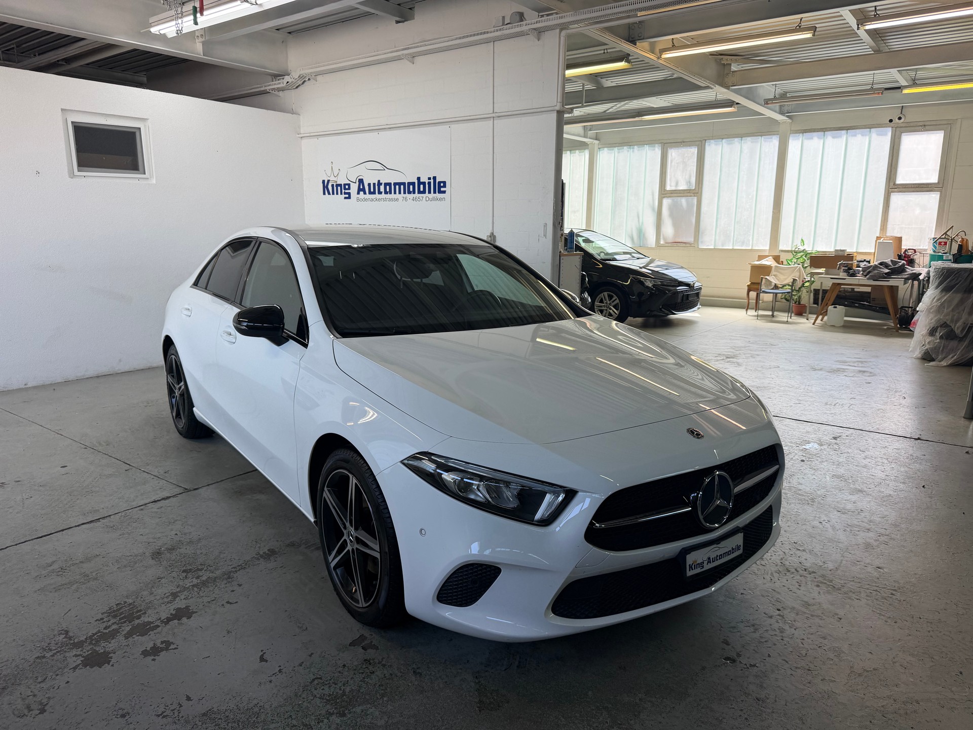 MERCEDES-BENZ A 200 Progressive 7G-DCT | Limousine | Frisch MFK | Ab Service | Navi | RF-Kamera-showroom-element-2