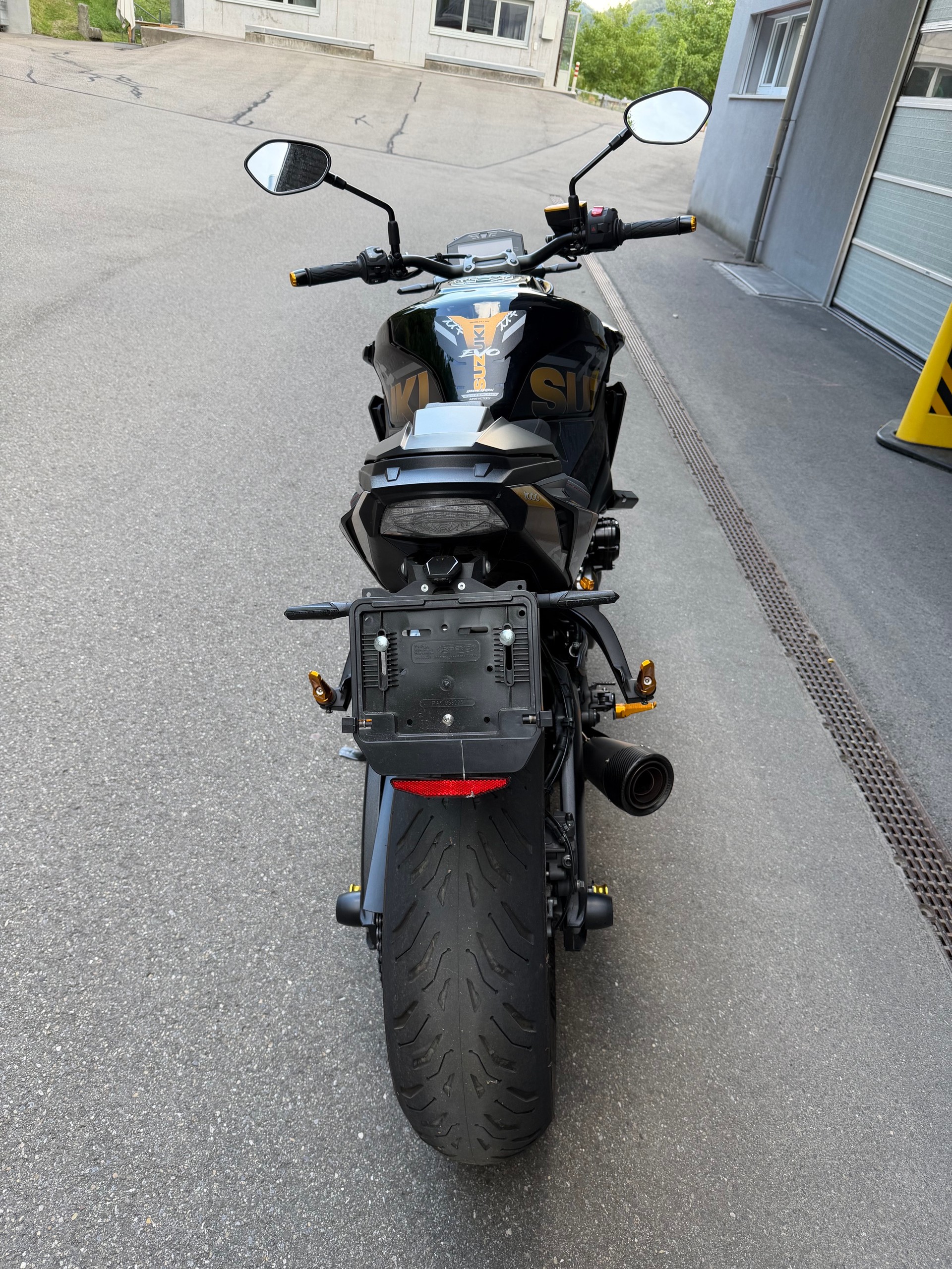 SUZUKI GSX-S 1000 EVO-image-2