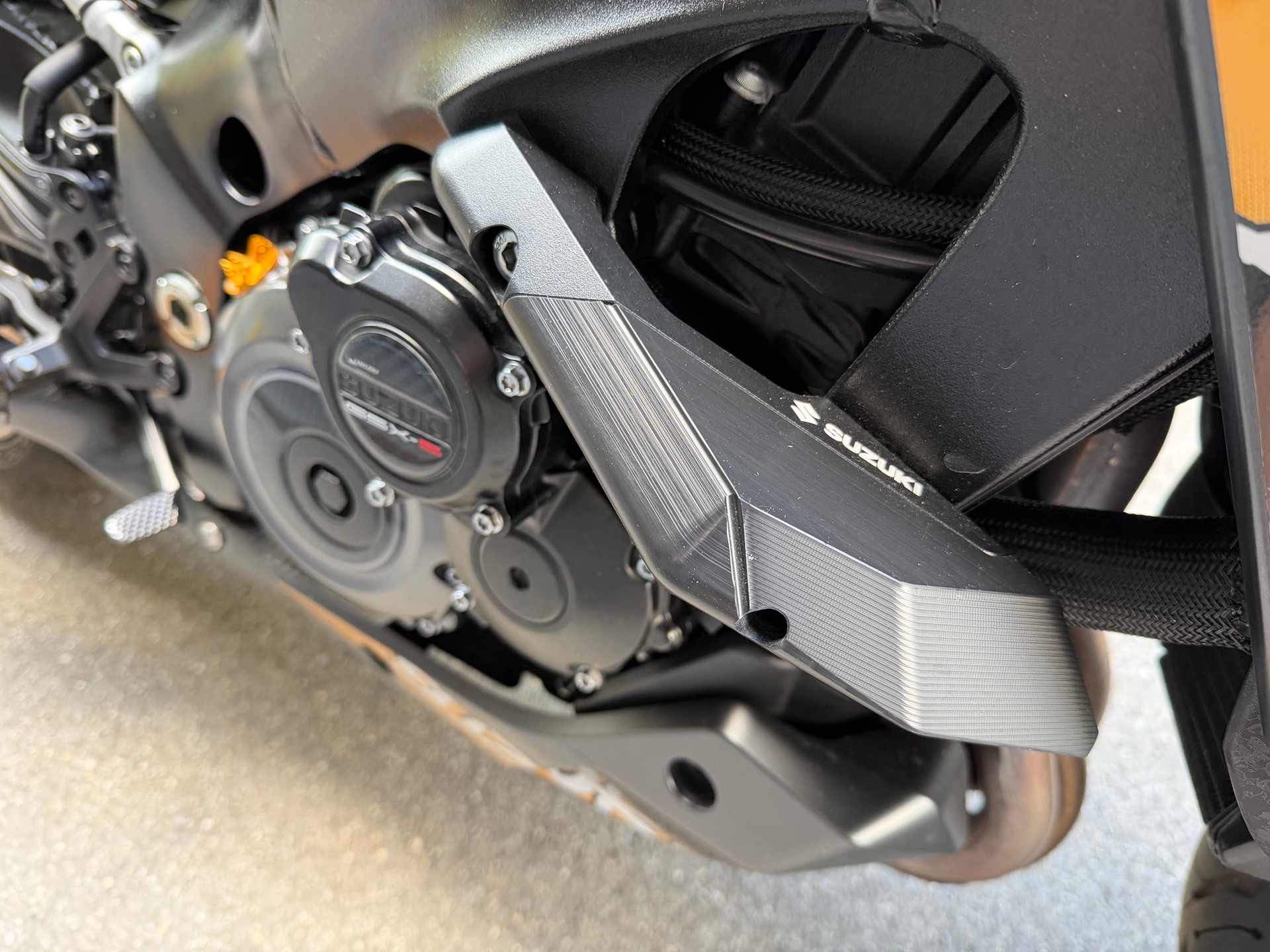 SUZUKI GSX-S 1000 EVO-image-8