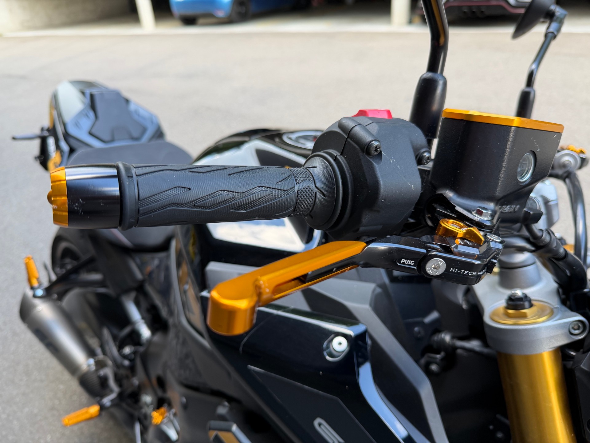 SUZUKI GSX-S 1000 EVO-image-5