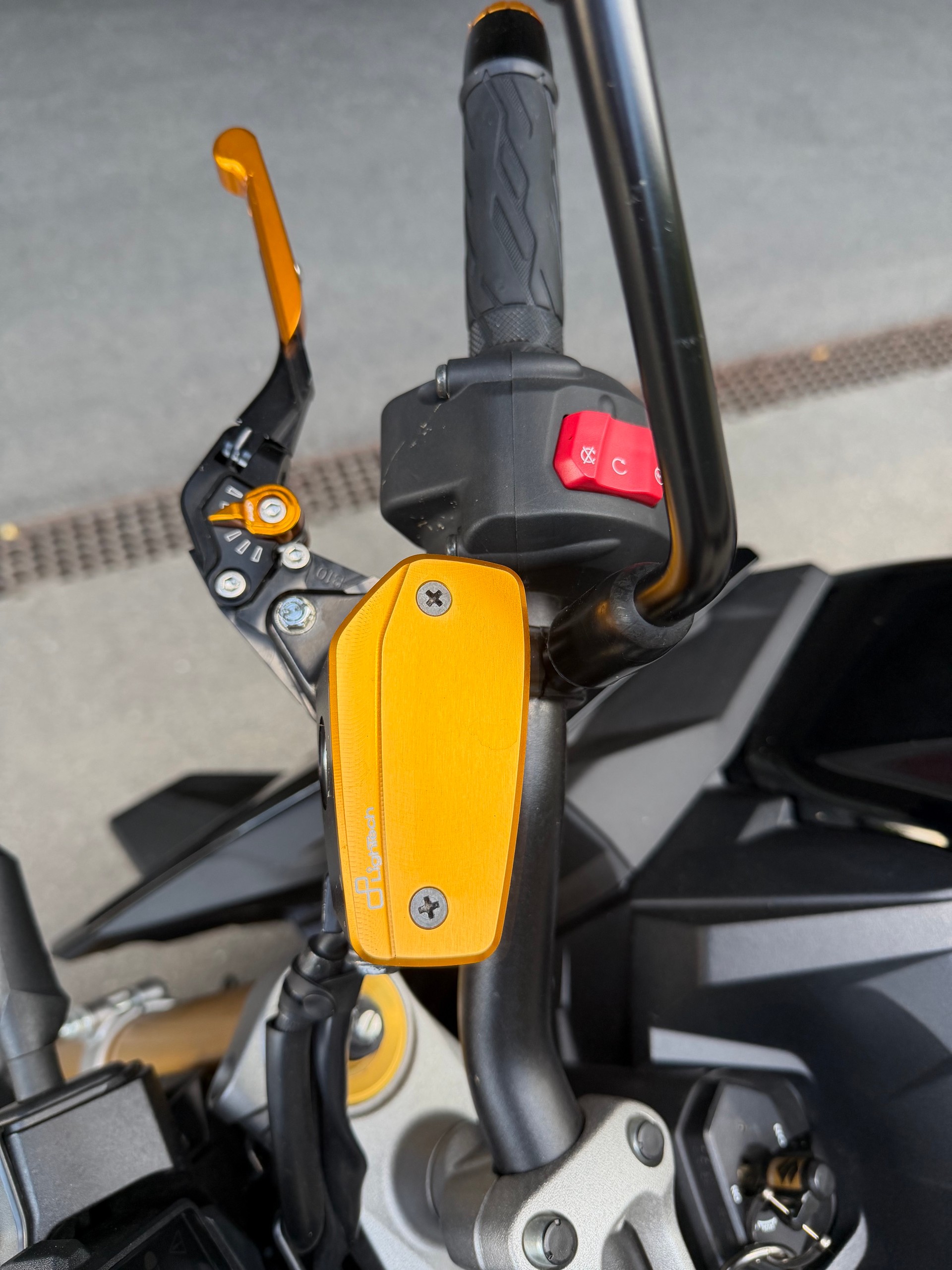 SUZUKI GSX-S 1000 EVO-image-6