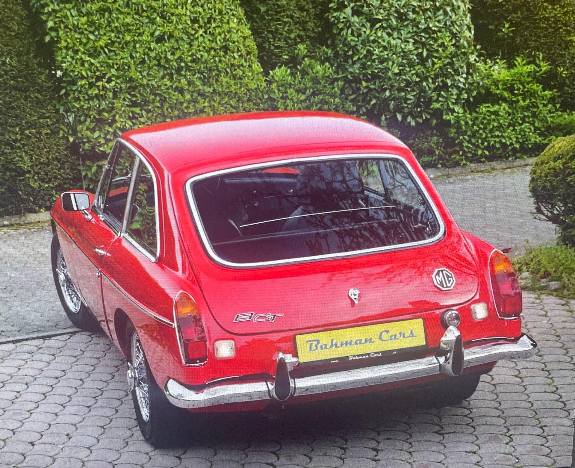 MG GT-image-1