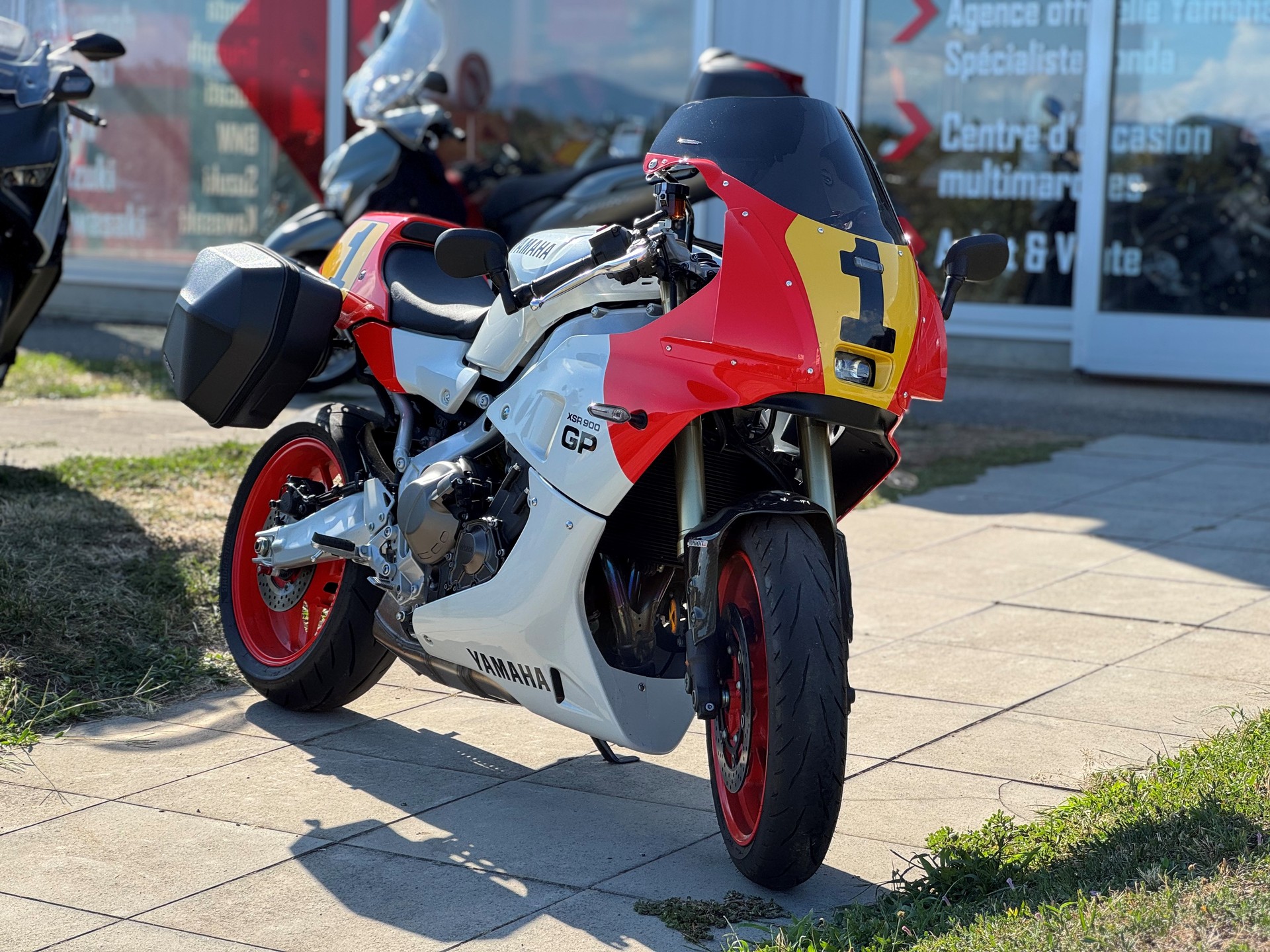 YAMAHA XSR 900 GP-image-5