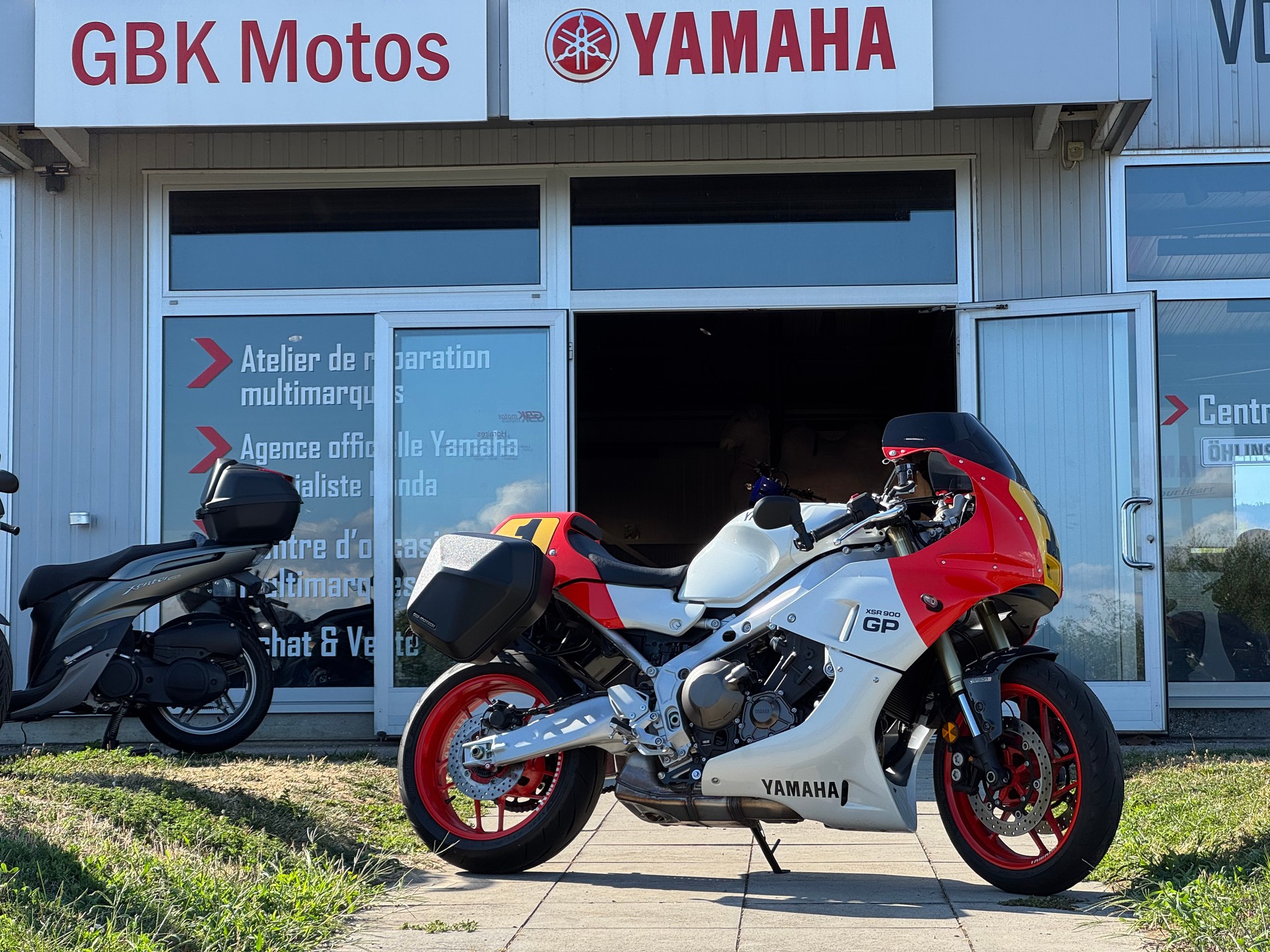 YAMAHA XSR 900 GP-image-0