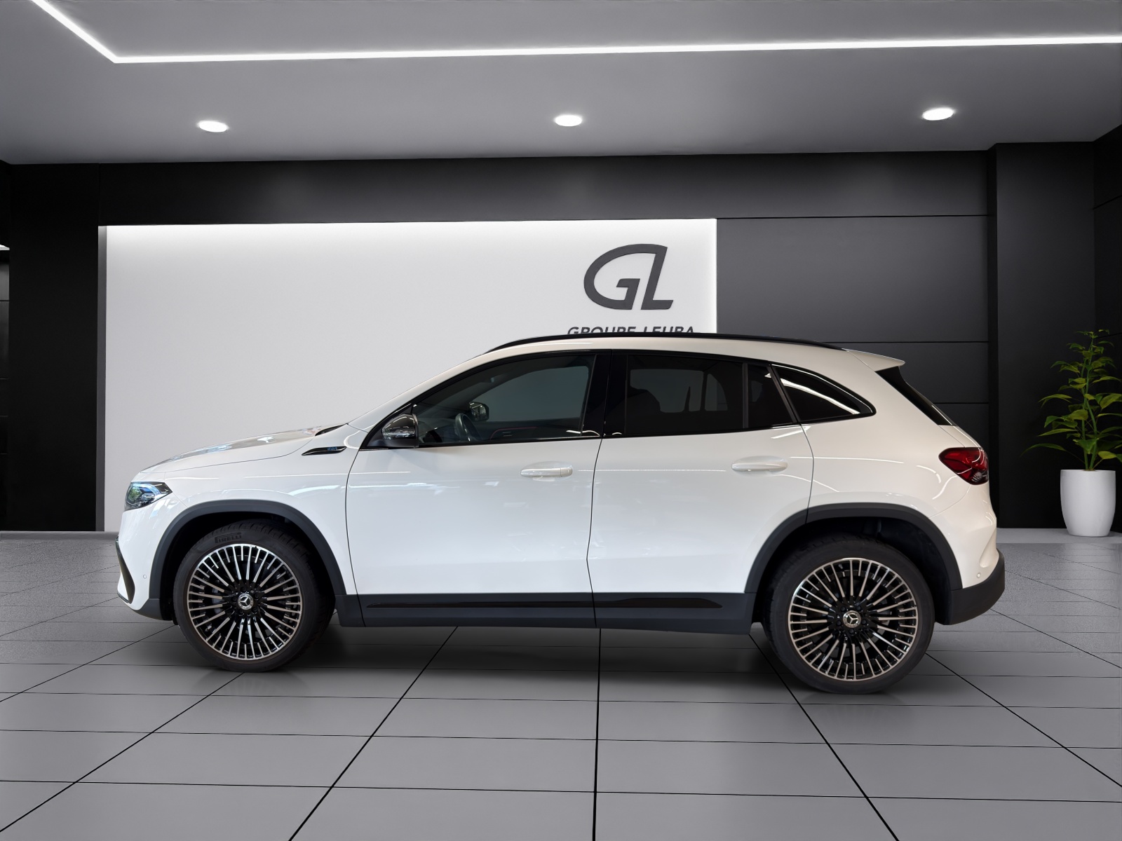 MERCEDES-BENZ EQA 250 AMG Line AMG Line-showroom-element-2