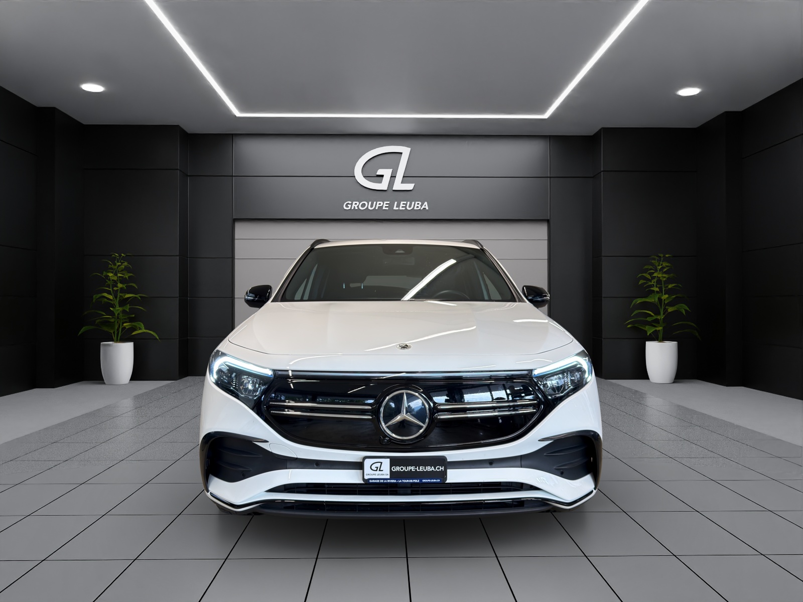MERCEDES-BENZ EQA 250 AMG Line AMG Line-showroom-element-1