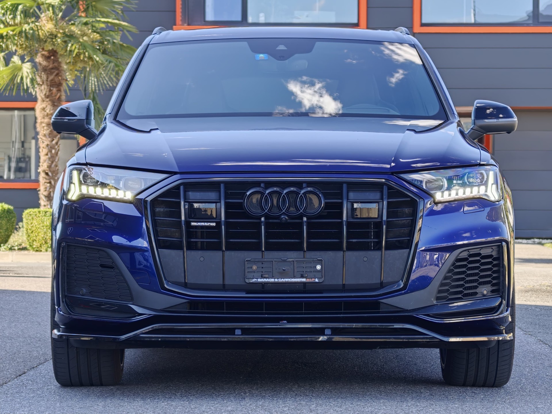 AUDI Q7 50 TDI quattro S Line tiptronic