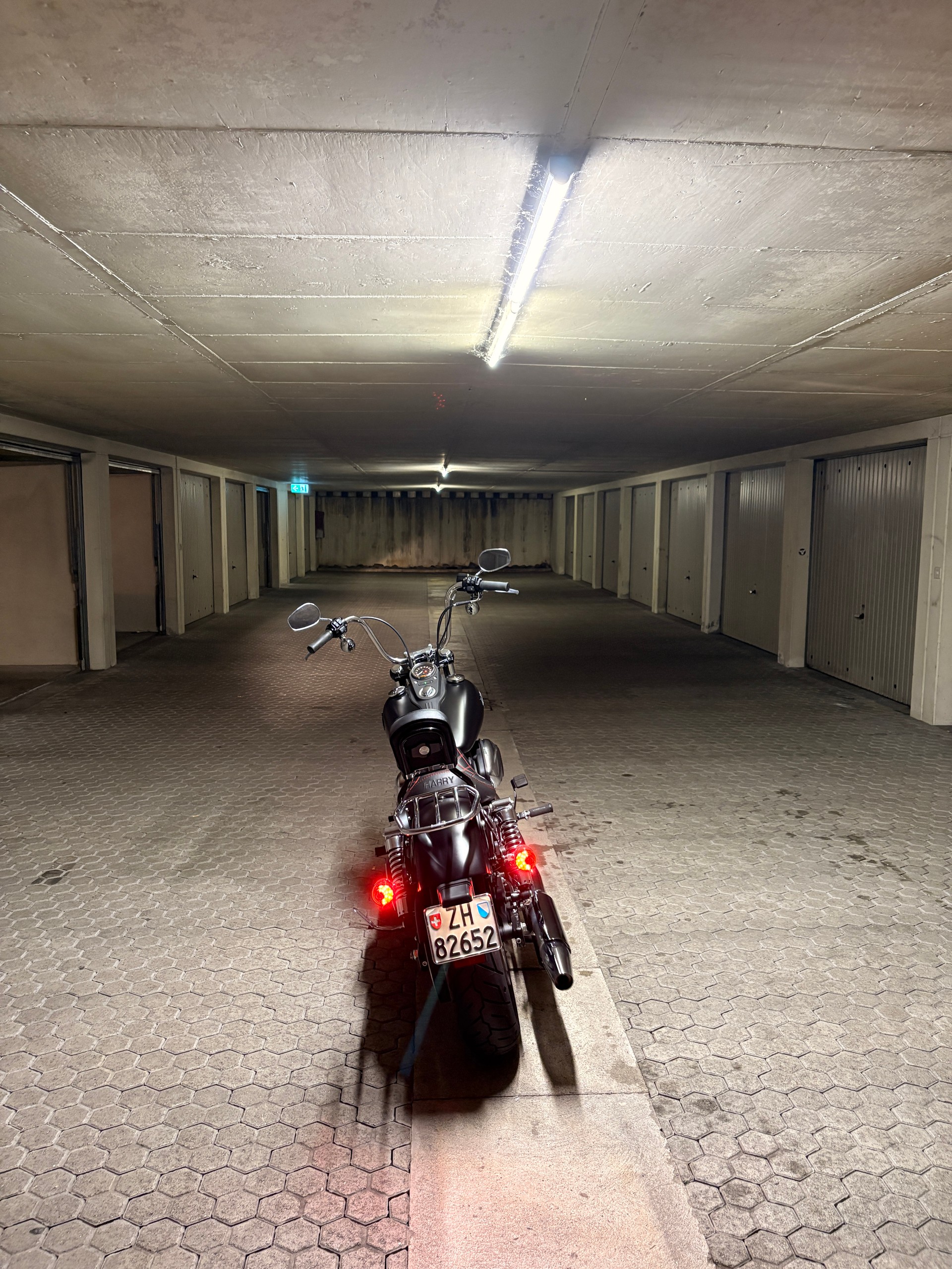 HARLEY-DAVIDSON Street Bob-image-6