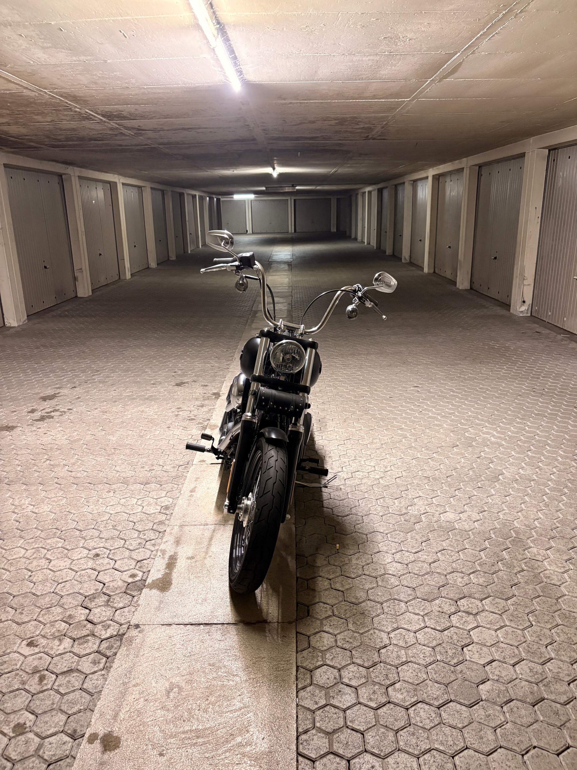 HARLEY-DAVIDSON Street Bob-image-2