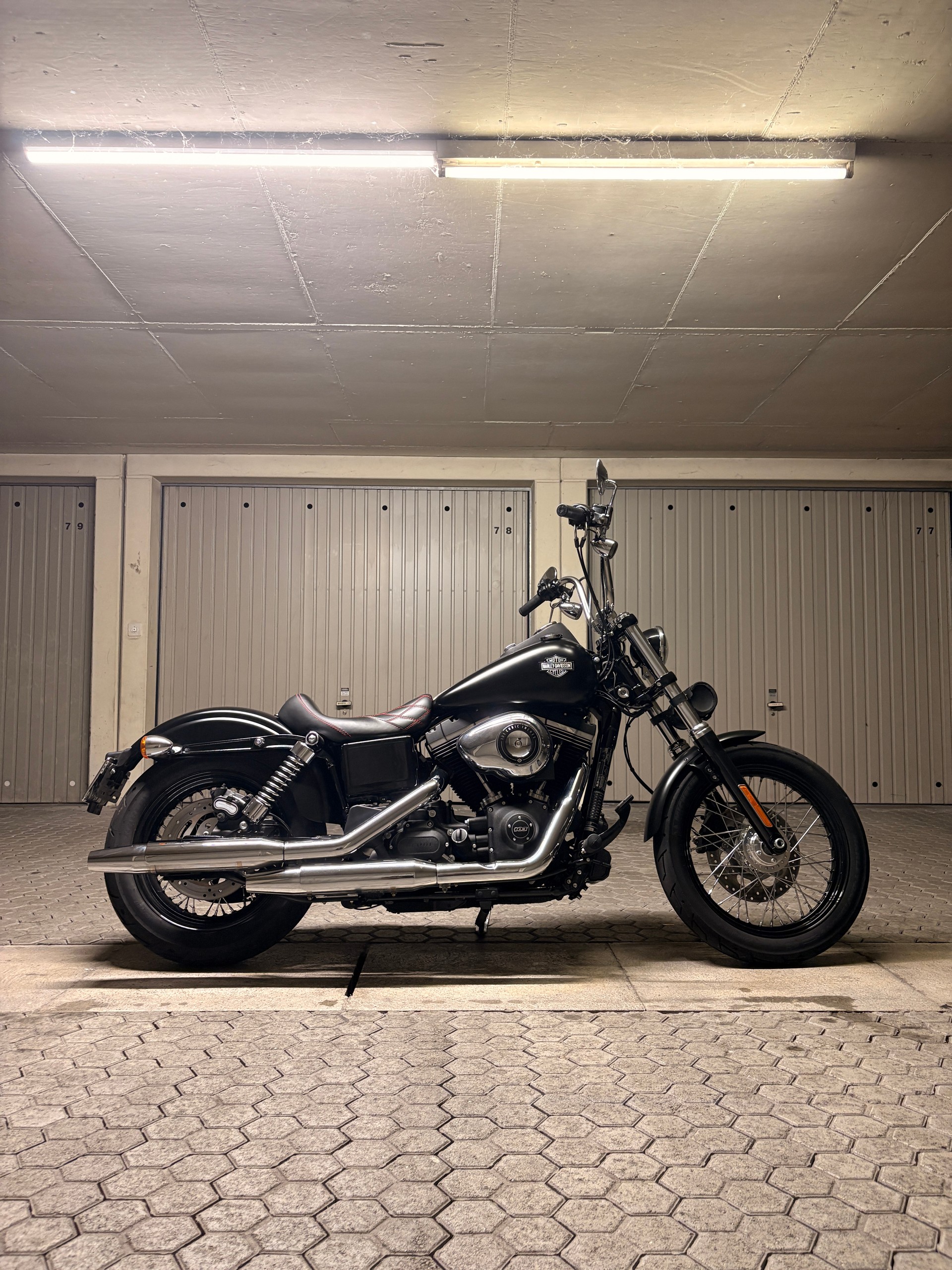 HARLEY-DAVIDSON Street Bob-image-0
