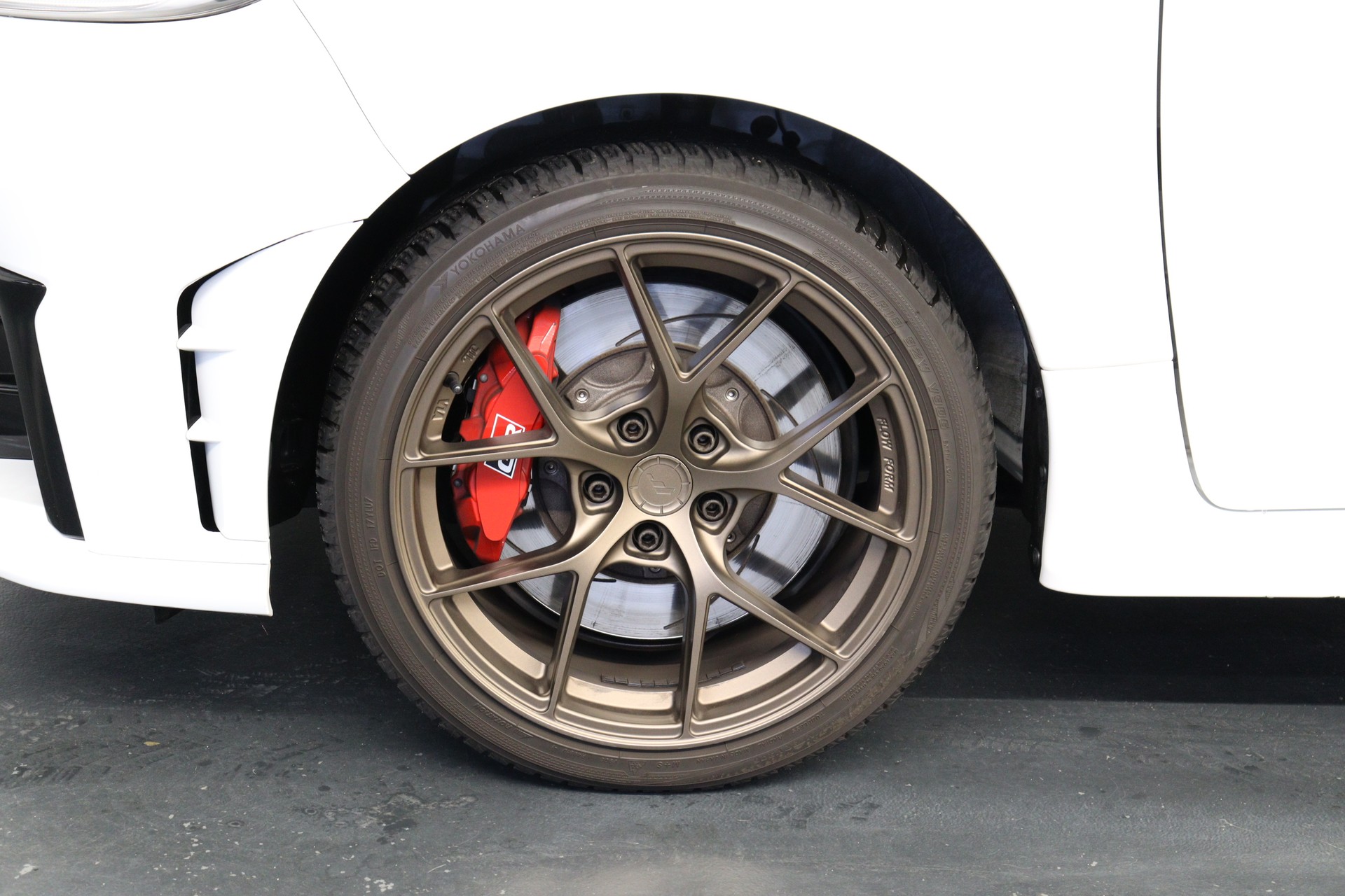 TOYOTA Yaris 1.6 GR Sport A-showroom-element-3