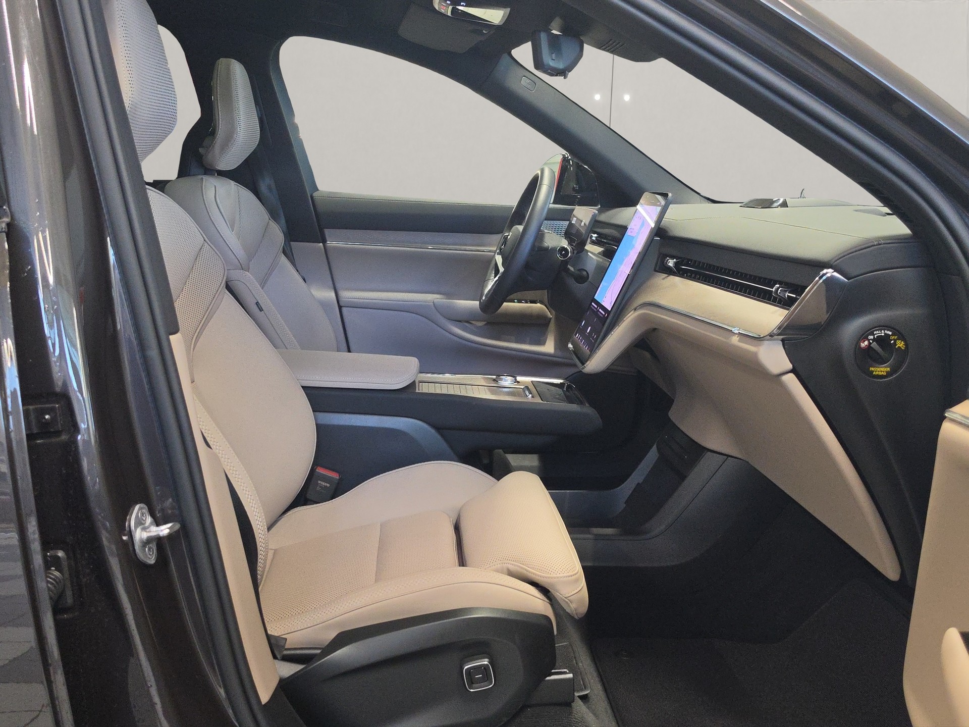 VOLVO EX90 Twin Performance Ultra AWD-image-12