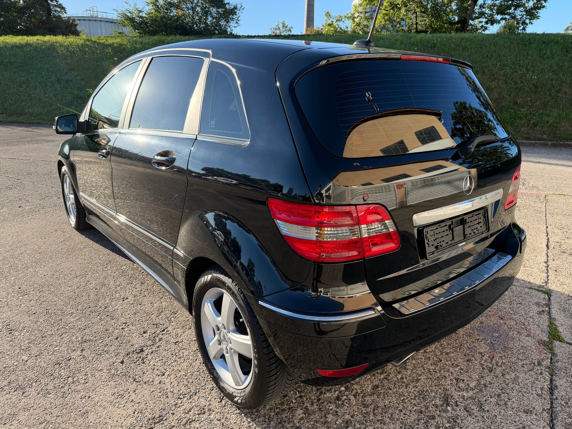 MERCEDES-BENZ B 180 (170) Autotronic-showroom-element-2