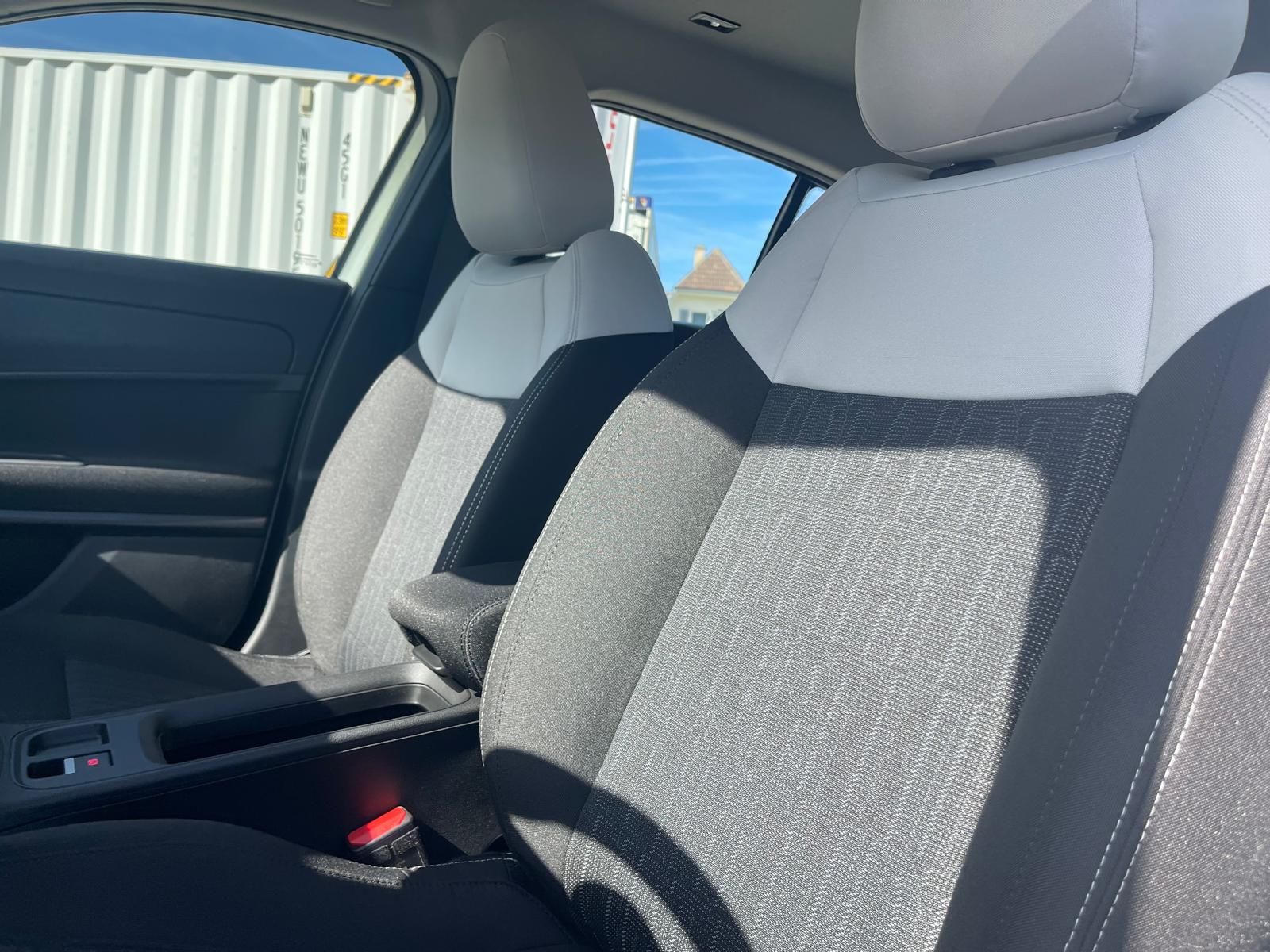 FIAT 600 1.2 Hybrid Icon Swiss Edition-image-9