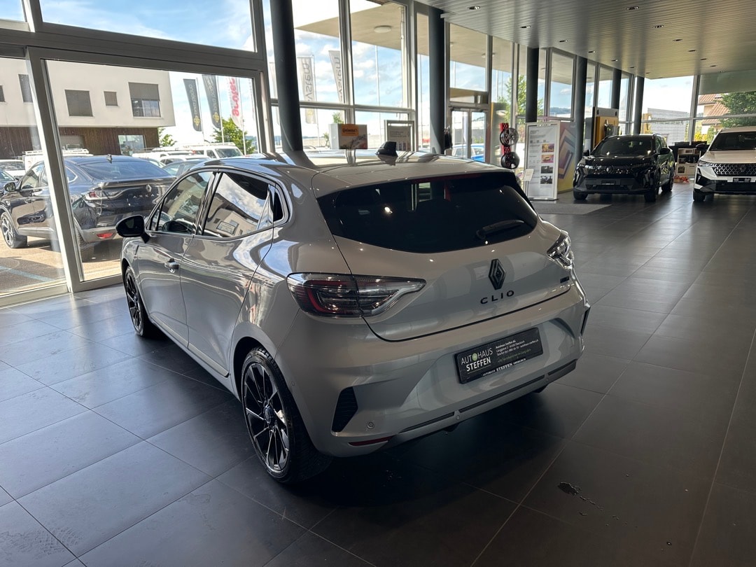 RENAULT Clio 1.6 E-Tech Esprit Alpine-image-5