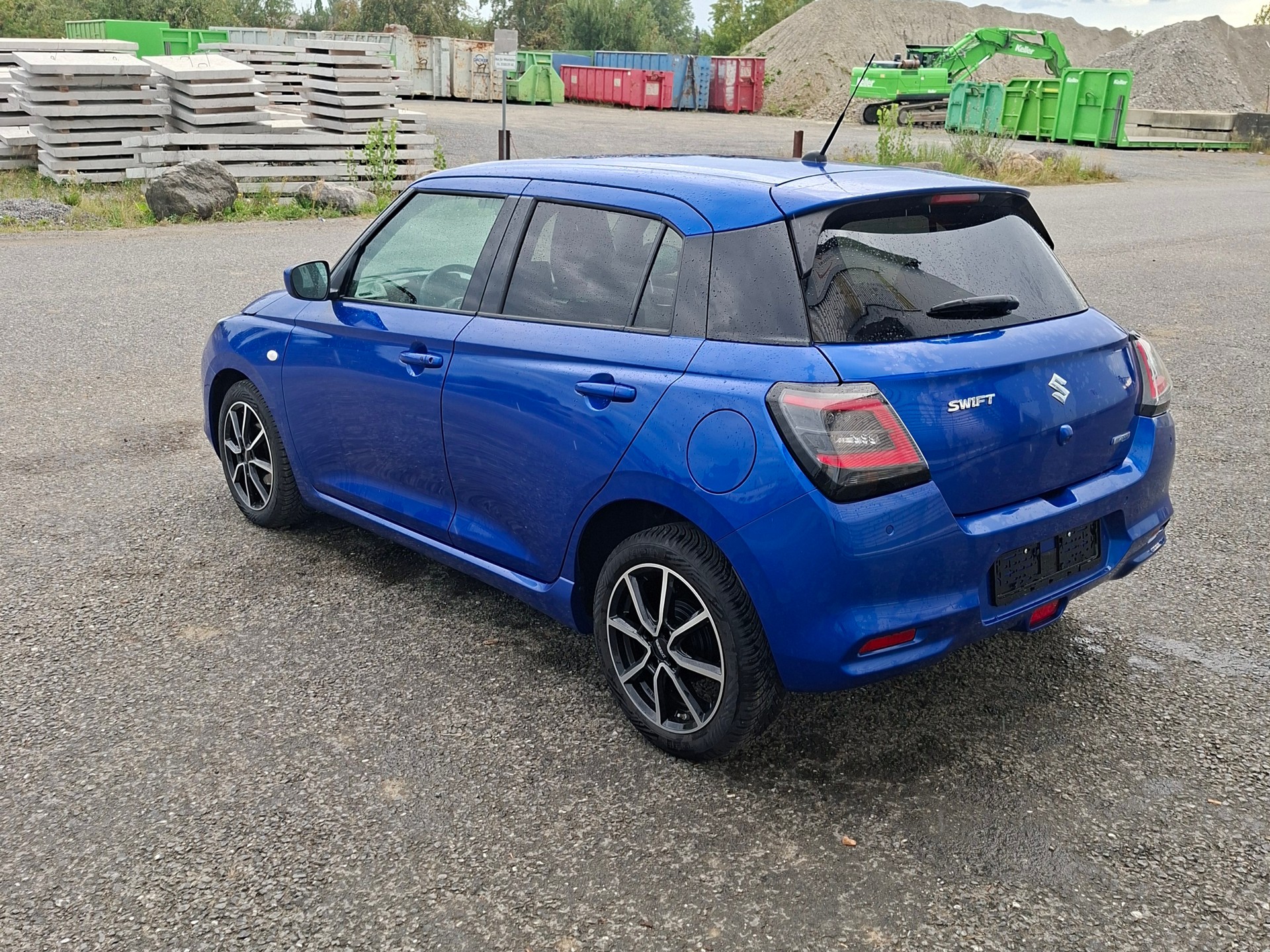 SUZUKI SUZUKI Swift 1.2 1st Edition Hybrid-showroom-element-2