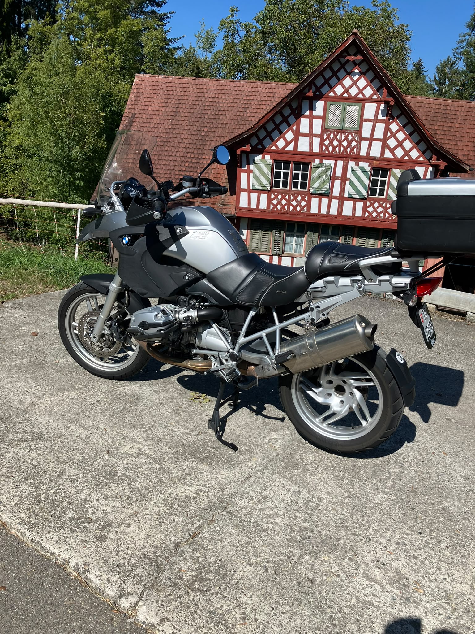 BMW R 1200 GS-image-0