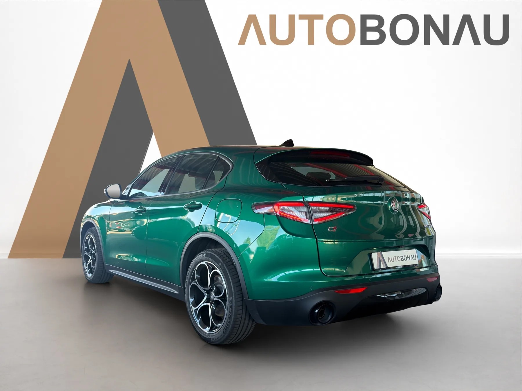 ALFA ROMEO Stelvio 2.0 MA 280 AT8 Sprint Q4-showroom-element-2