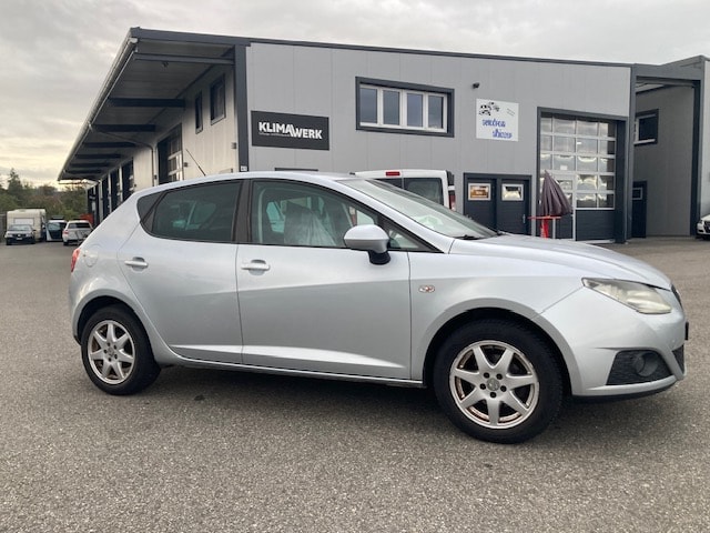 SEAT Ibiza 1.6 Good Stuff-showroom-element-3