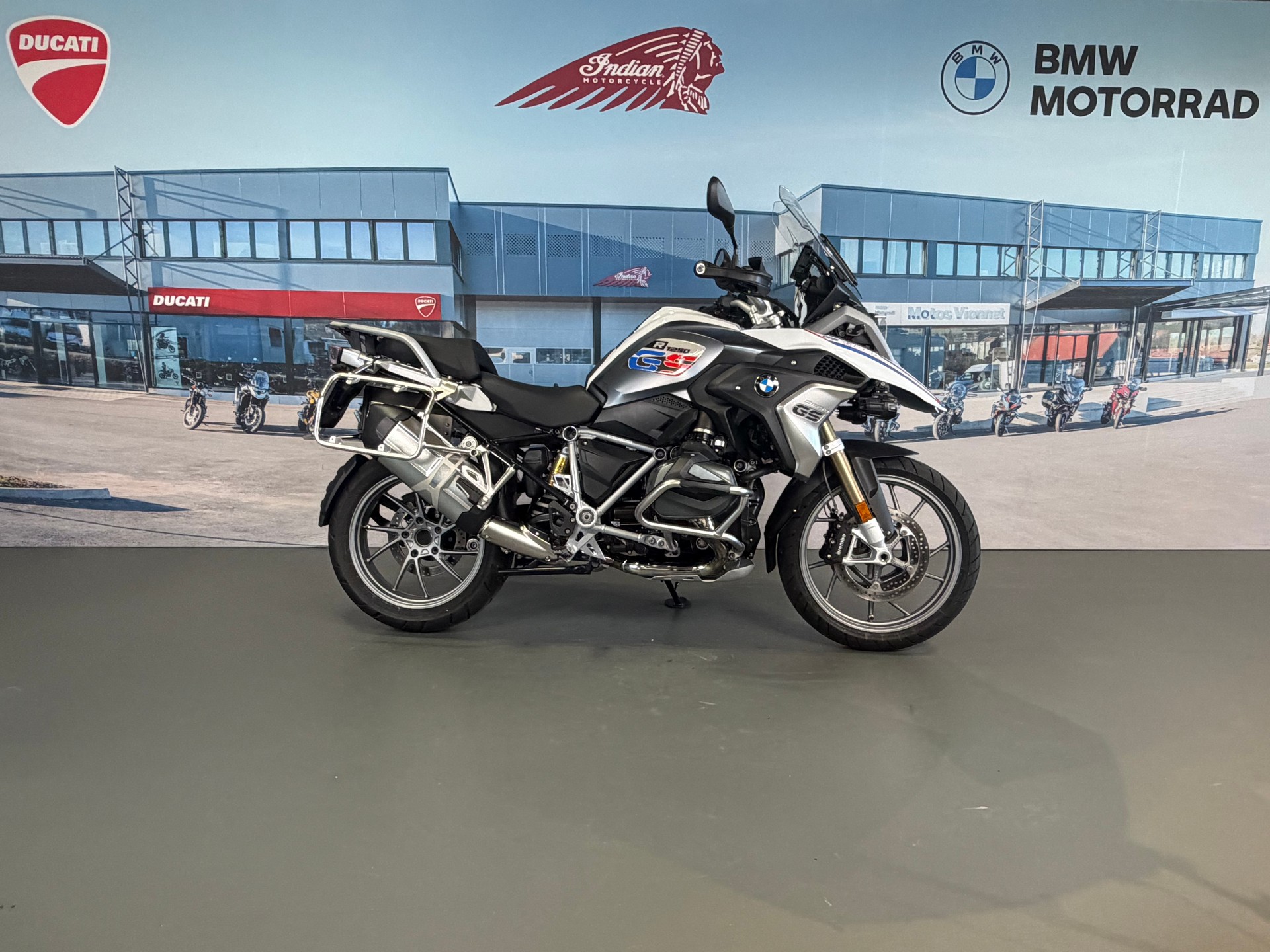 BMW R 1250 GS-image-4