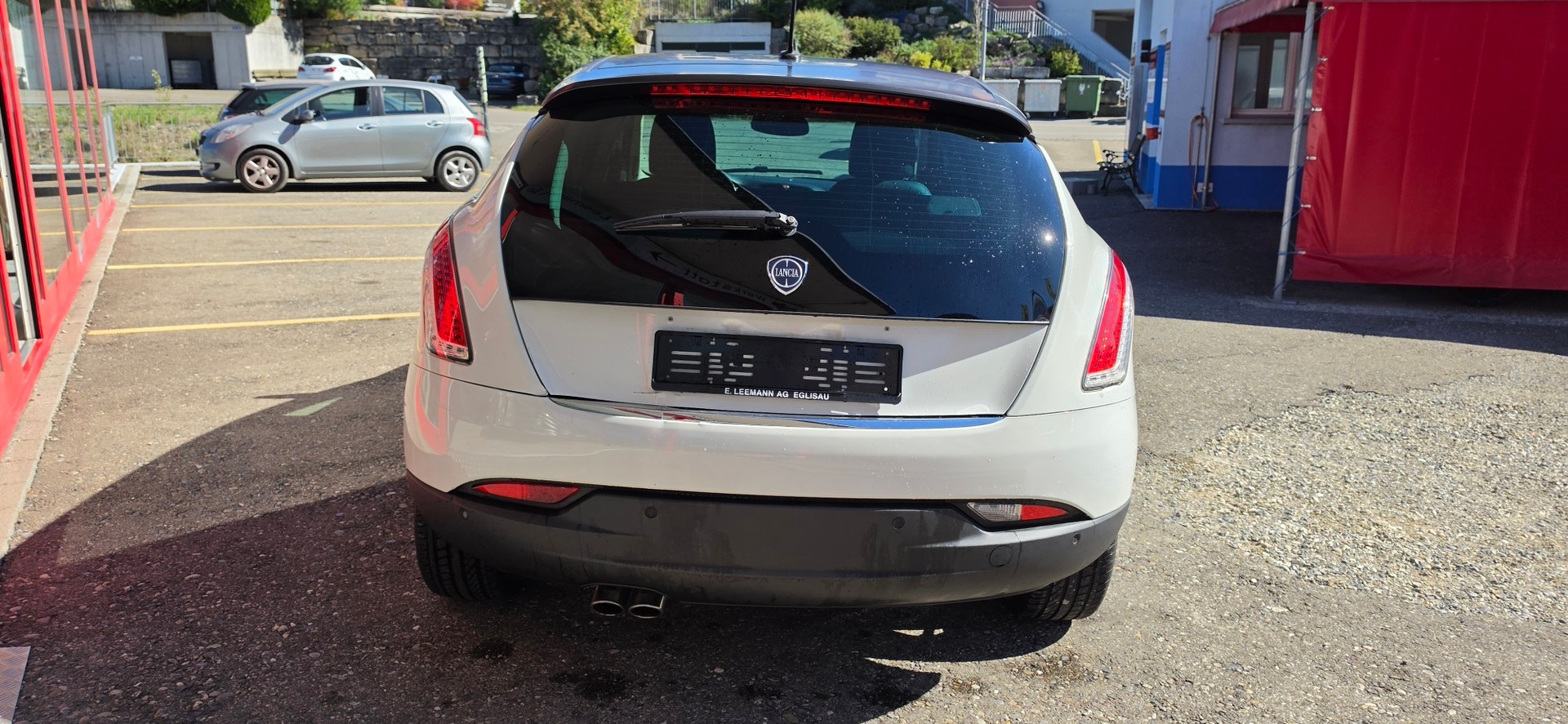 LANCIA Delta 1.8 Turbo-Jet Executive Sportronic-showroom-element-3