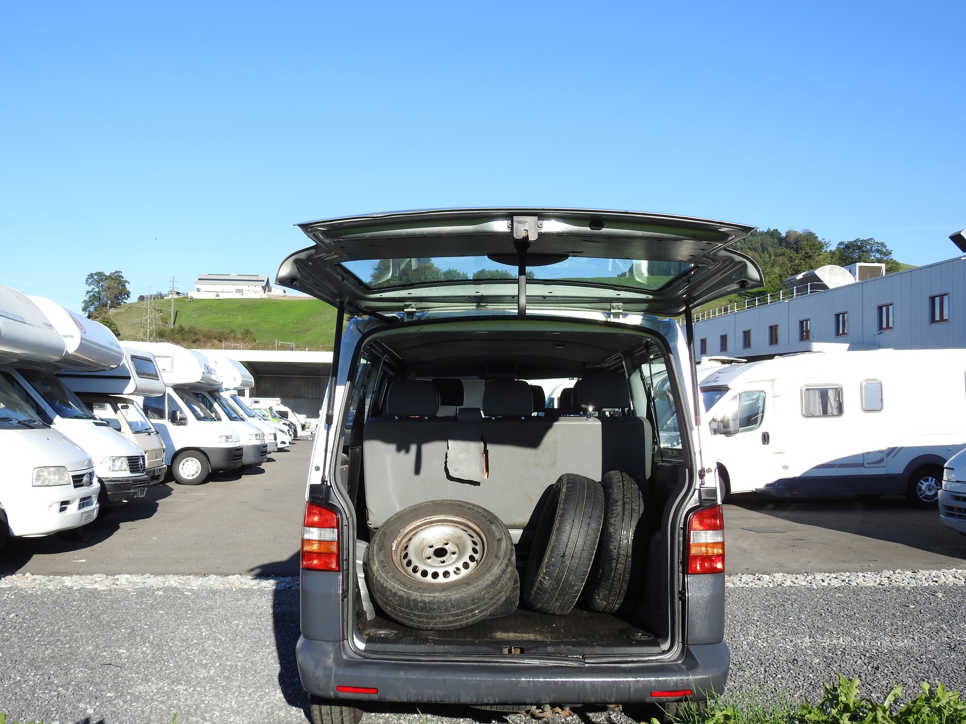 VW T5 2.5 TDI PD 4MOTION-image-9