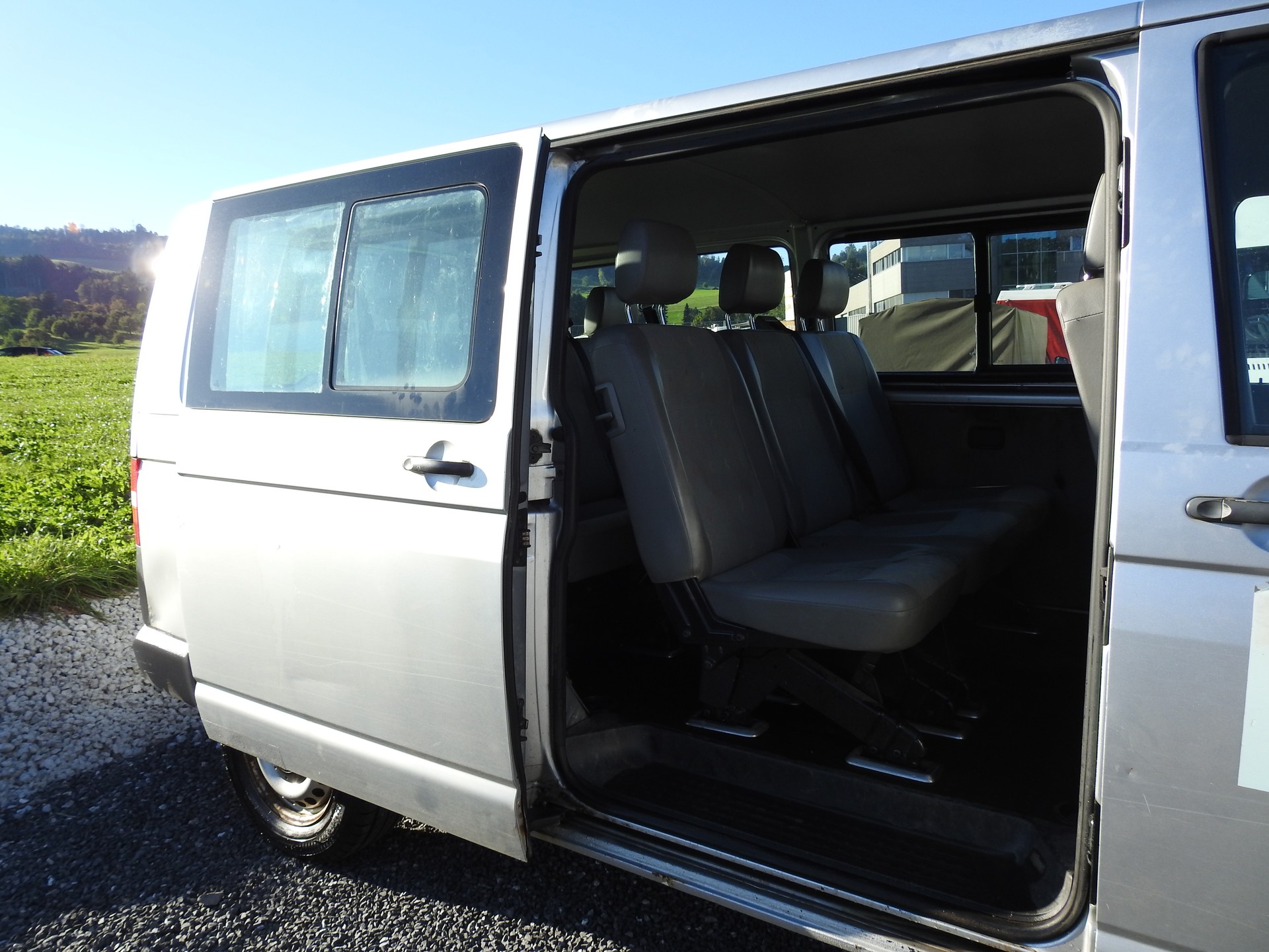 VW T5 2.5 TDI PD 4MOTION-image-13