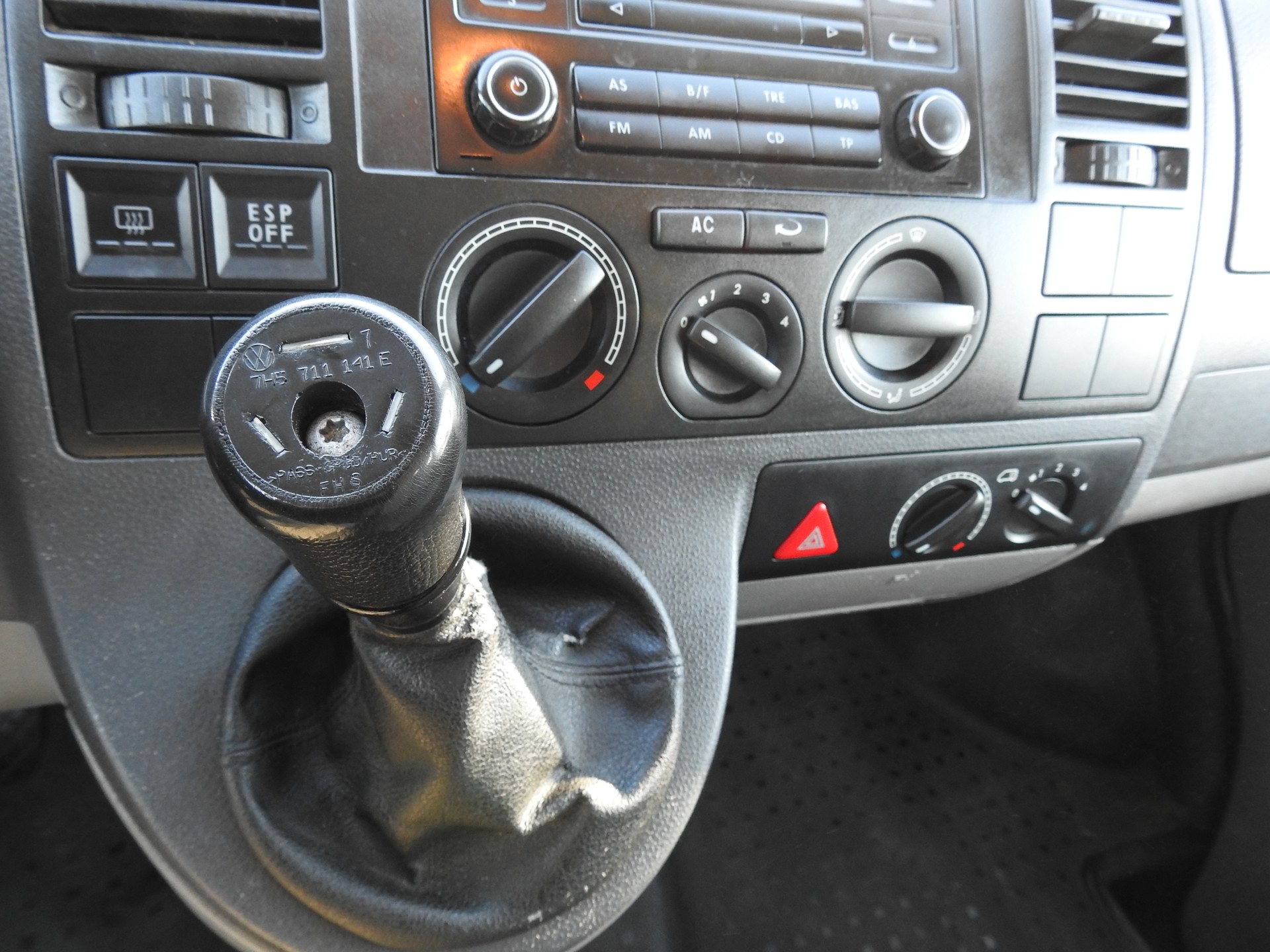 VW T5 2.5 TDI PD 4MOTION-image-20