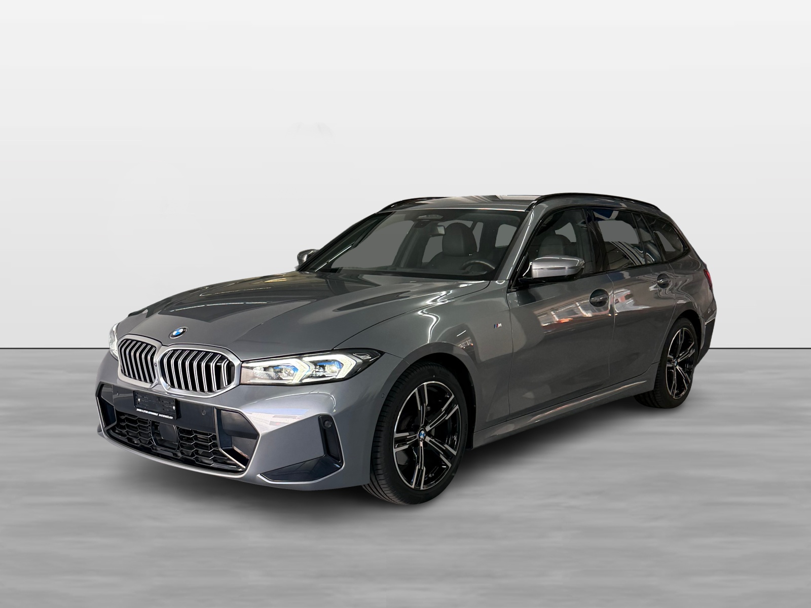 BMW 320d xDrive 48V Touring Steptronic M Sport-showroom-element-1