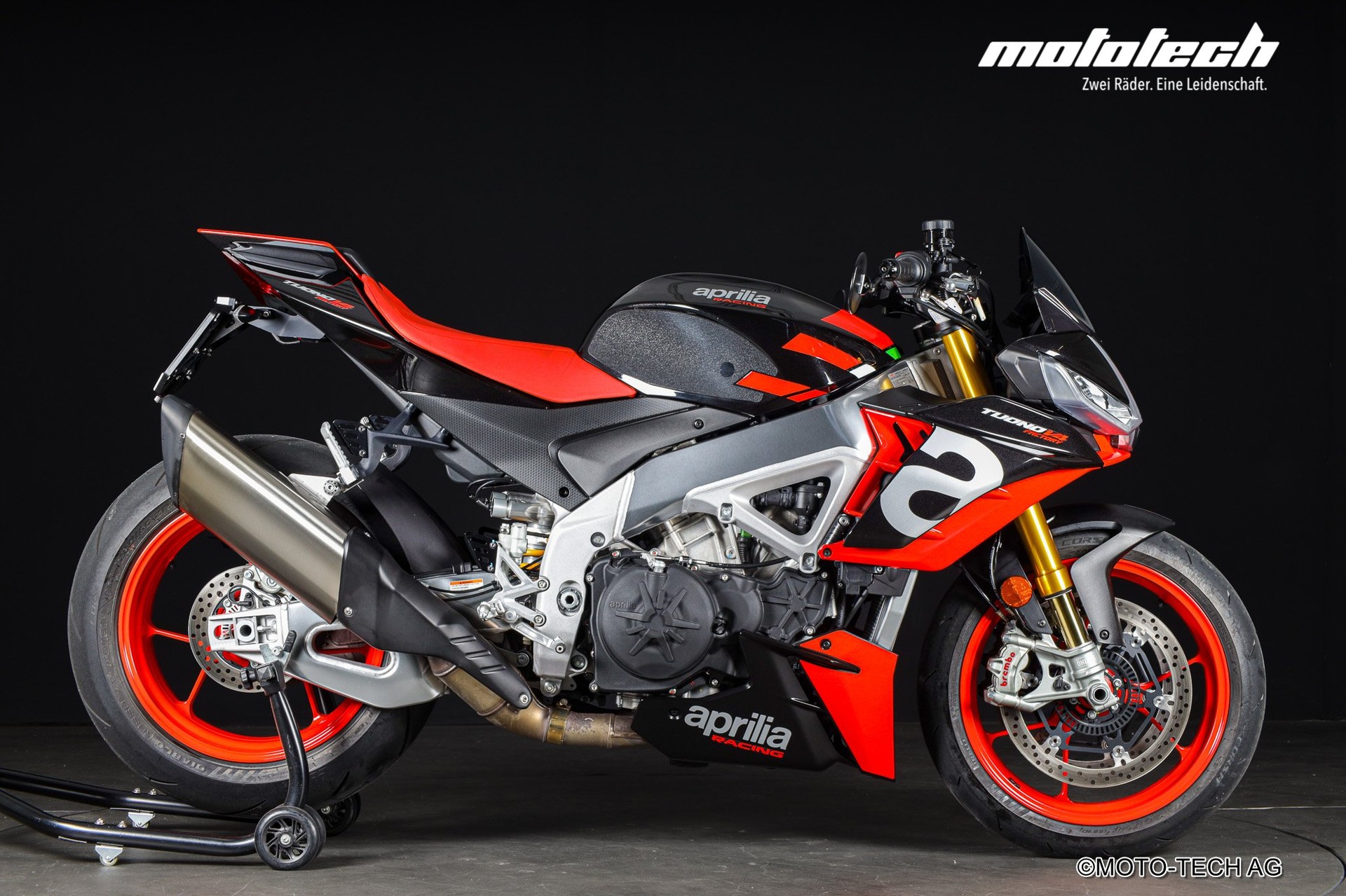 APRILIA Tuono V4 1100 Factory-image-1