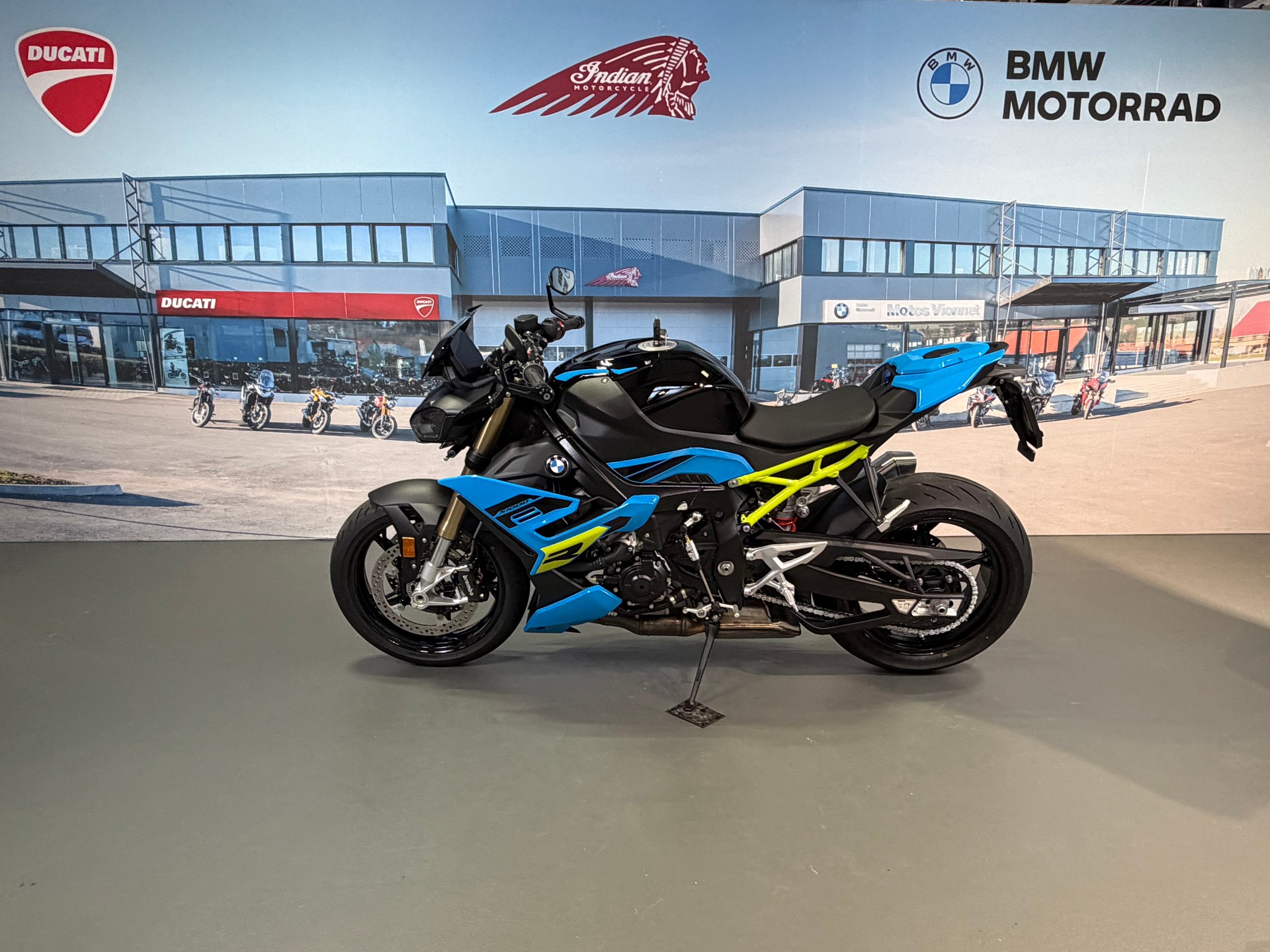 BMW S 1000 R-image-3