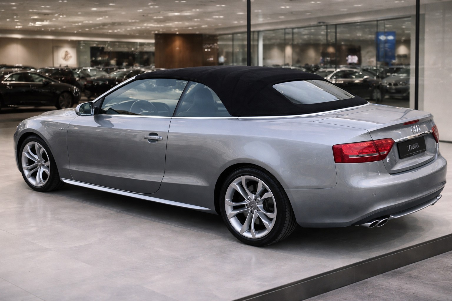 AUDI S5 Cabrio 3.0 TFSI quattro S-tronic-image-1