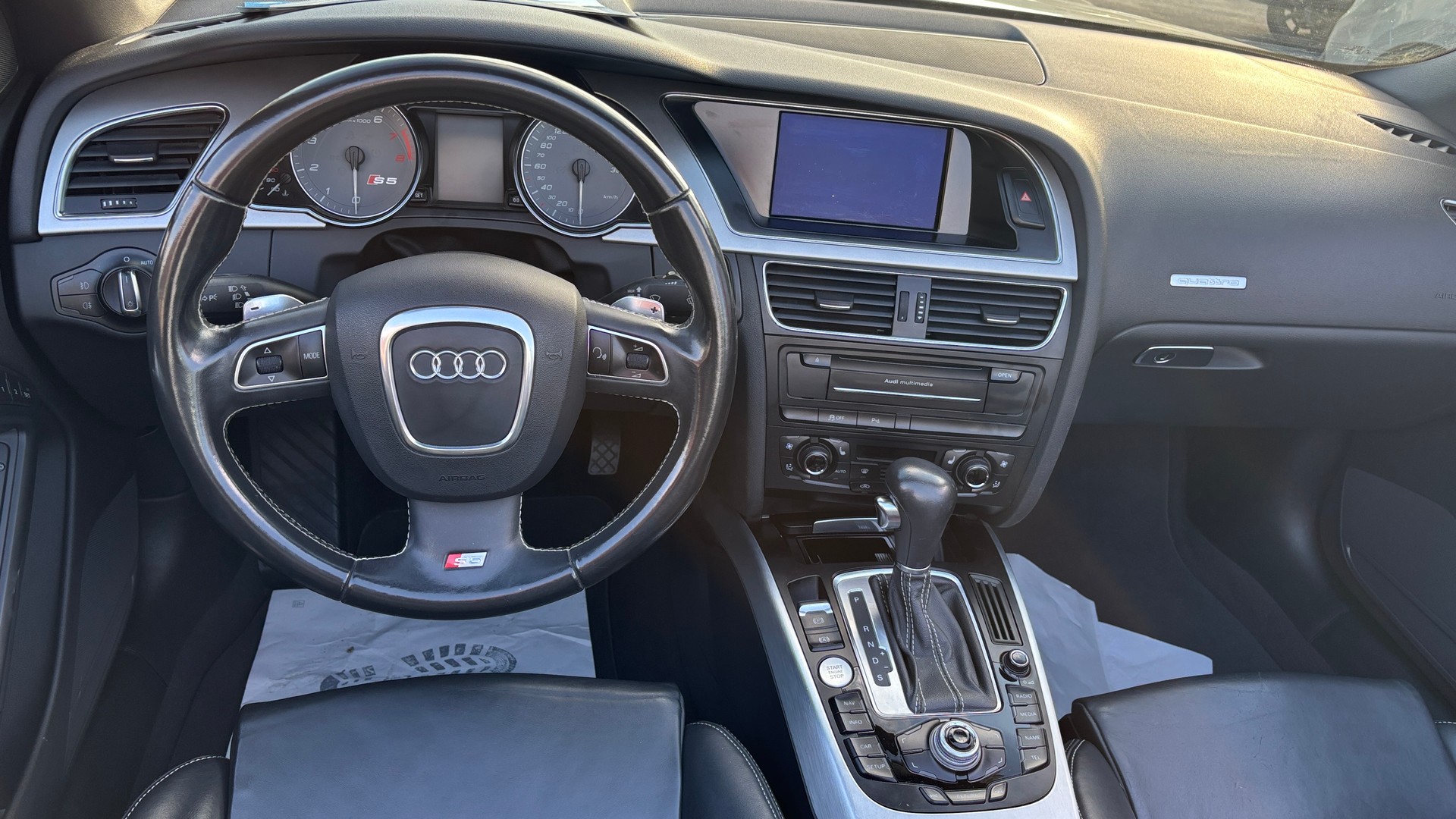 AUDI S5 Cabrio 3.0 TFSI quattro S-tronic-image-7