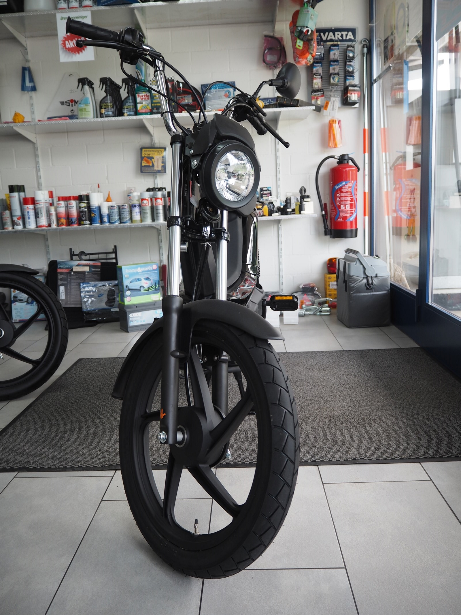 BYE BIKE Retro-image-0