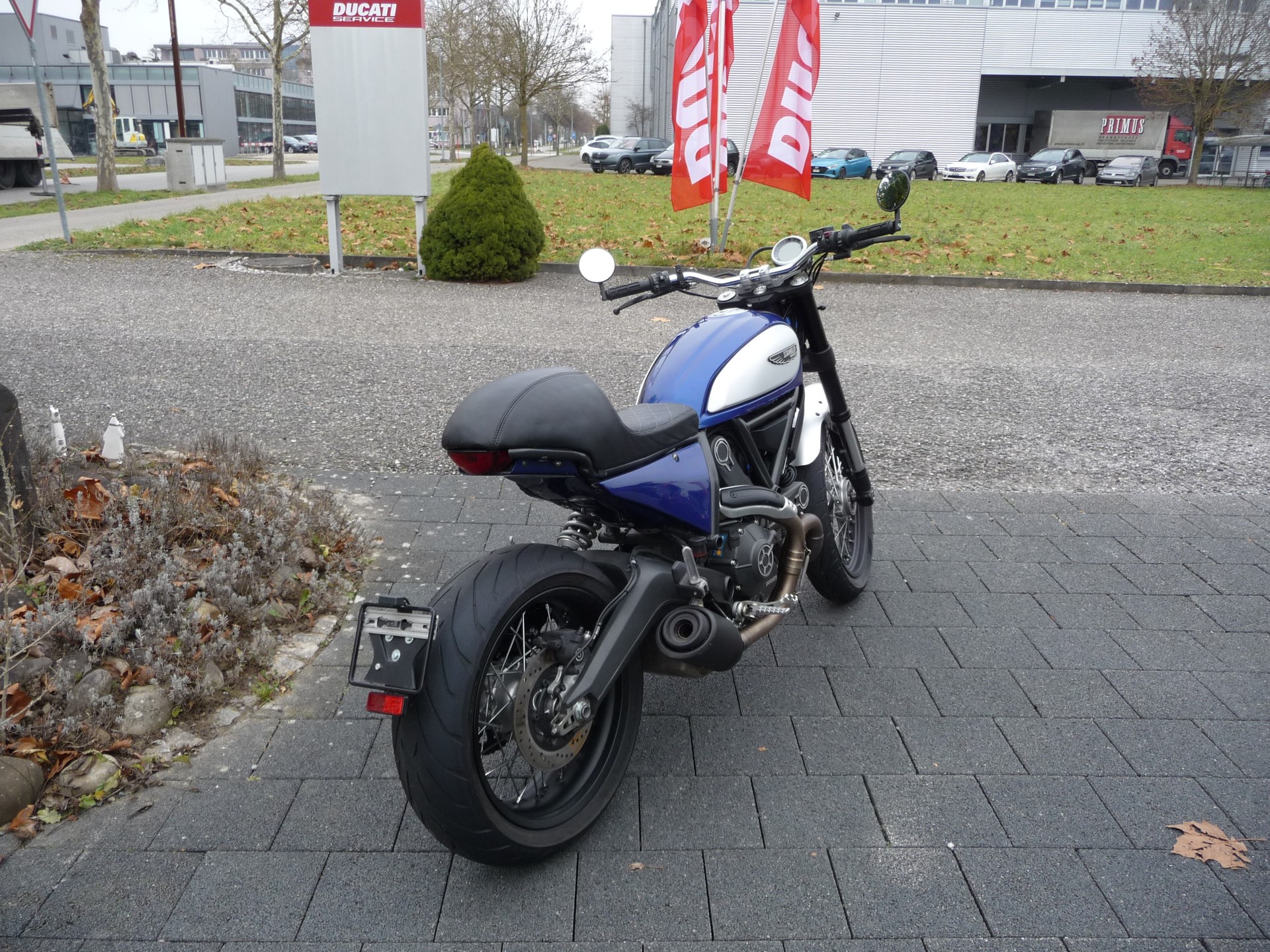 DUCATI Scrambler 800 Classic ABS-image-3