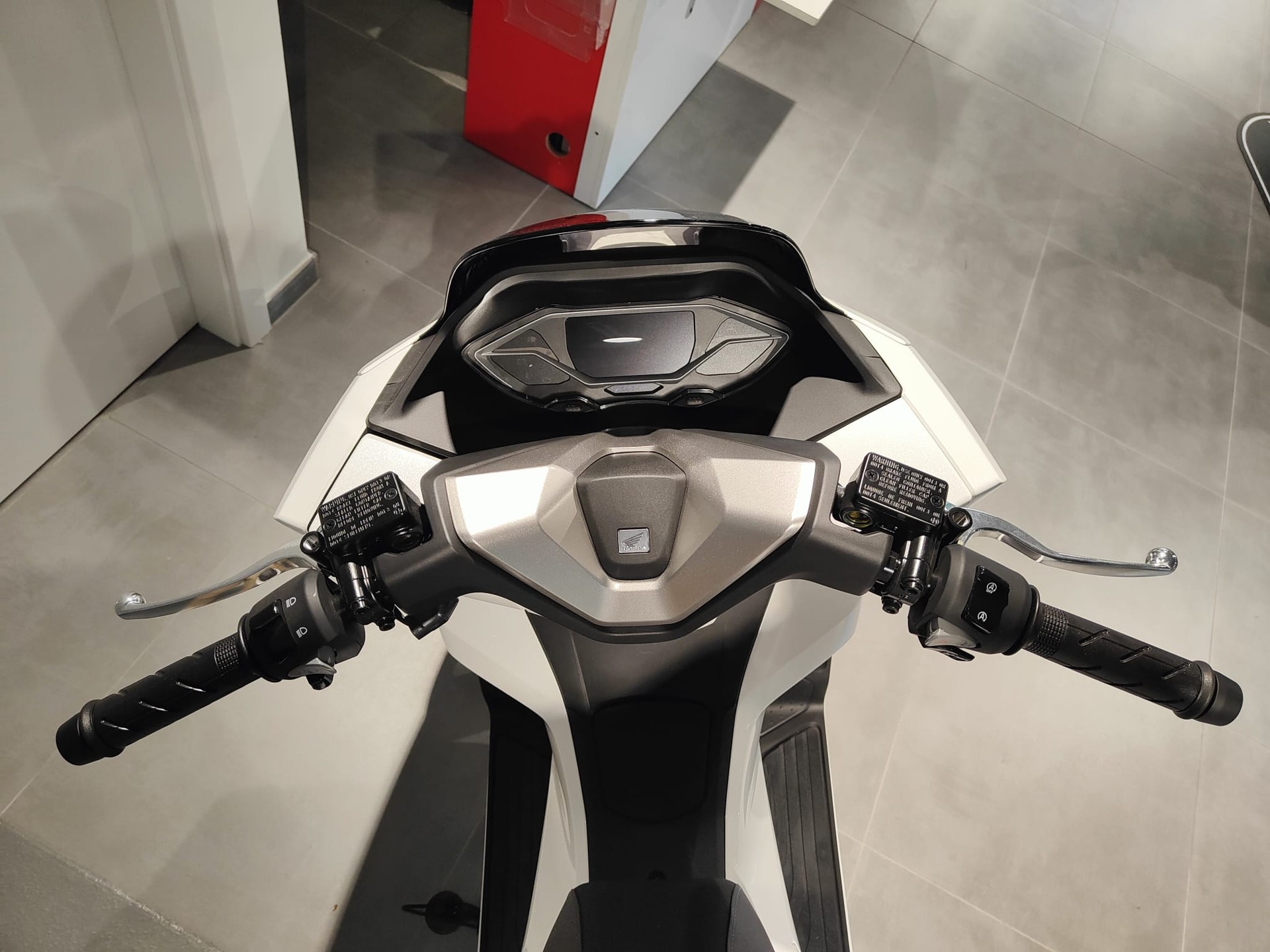 HONDA PCX 125 i ABS-image-5
