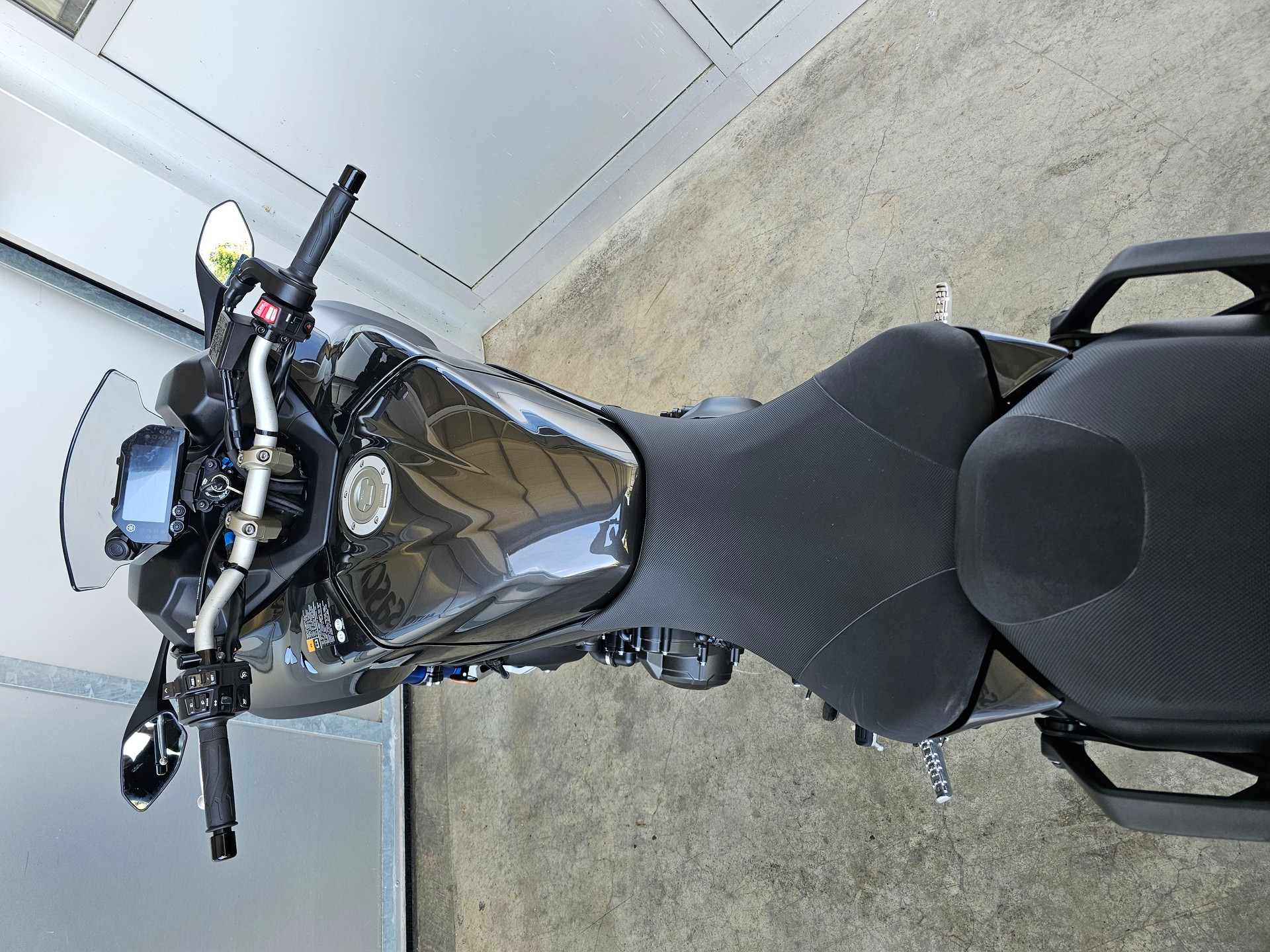 YAMAHA Niken-image-9