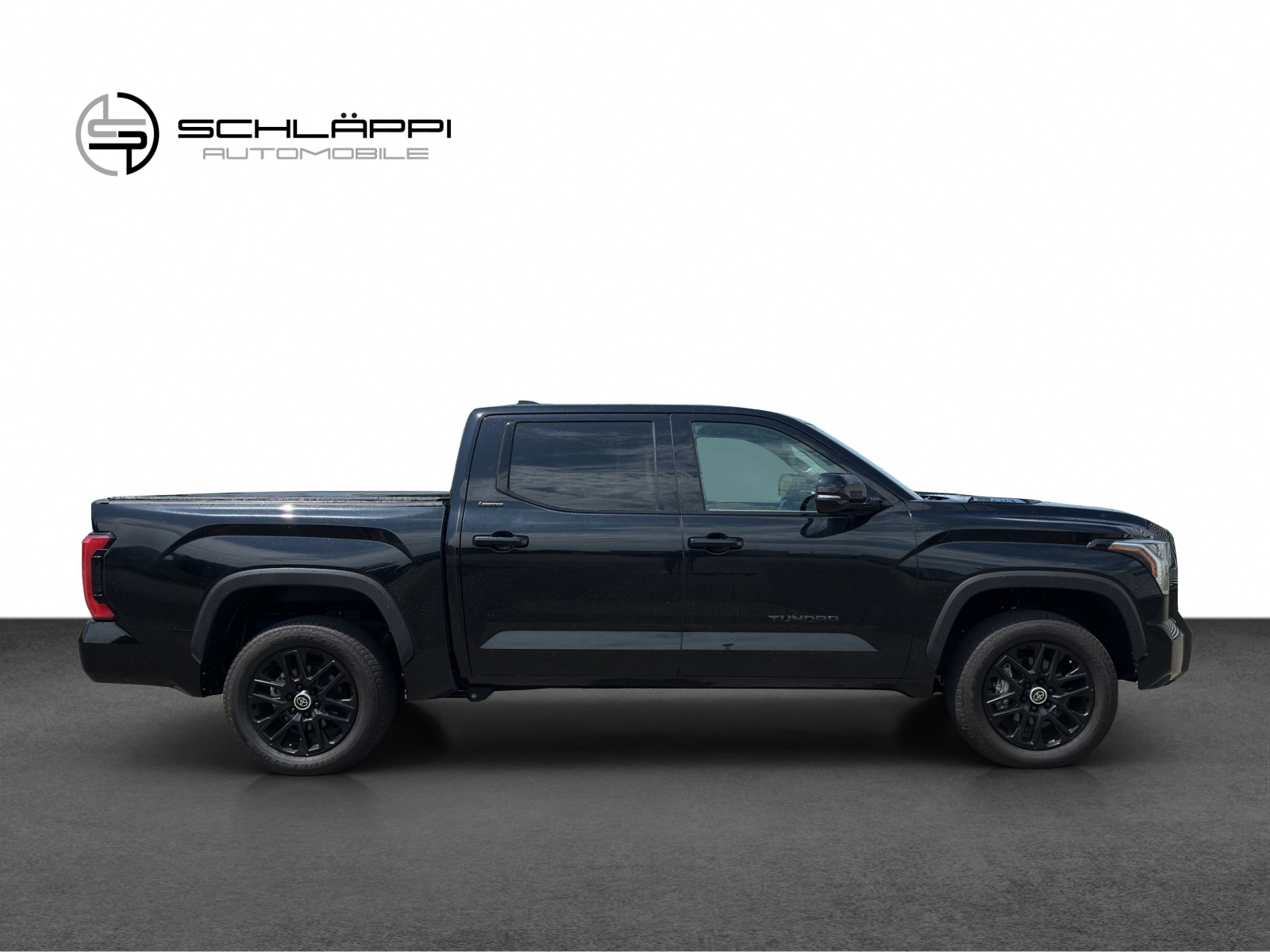 TOYOTA Tundra Limited Hybrid-image-6