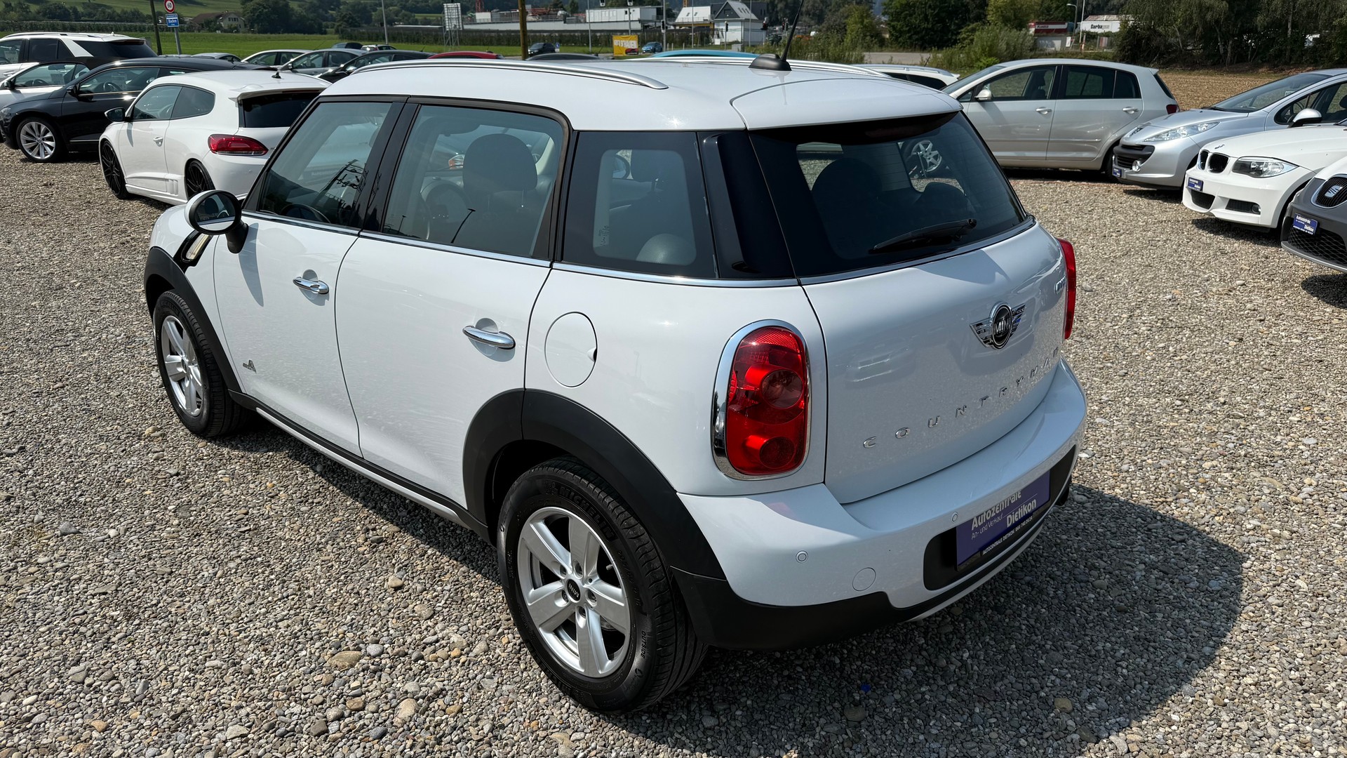 MINI Countryman Cooper ALL4-image-15