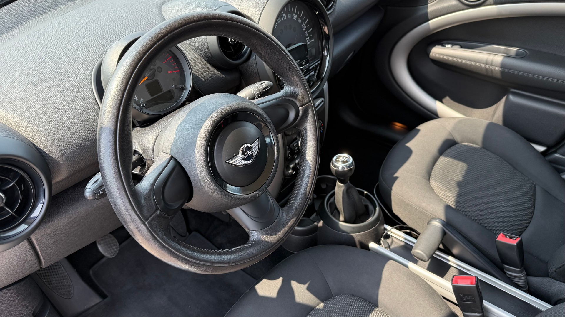 MINI Countryman Cooper ALL4-showroom-element-3