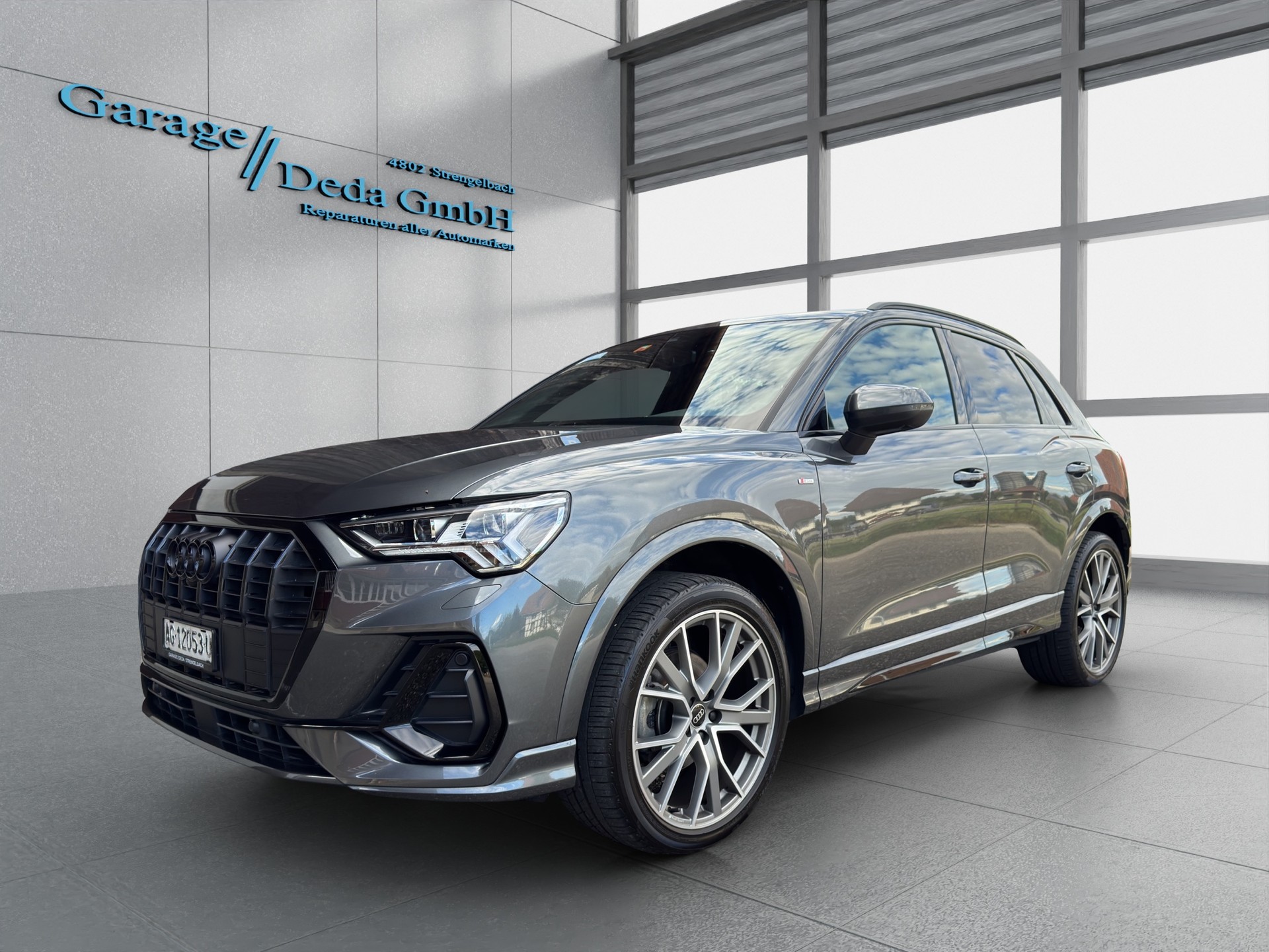 AUDI Q3 35 TFSI S line Attraction S-tronic